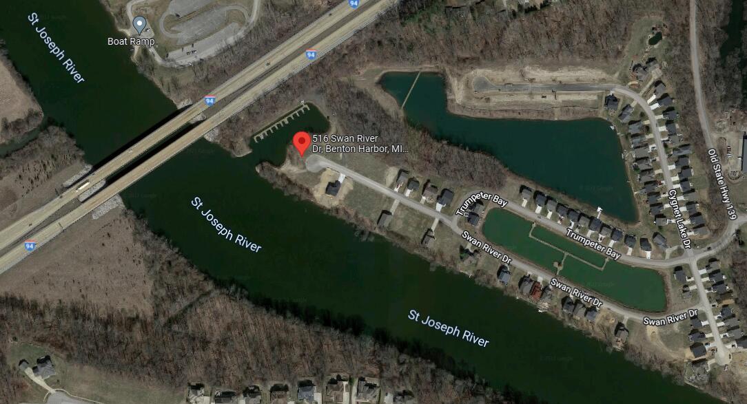 516 Swan River Drive Benton Harbor MI 49022