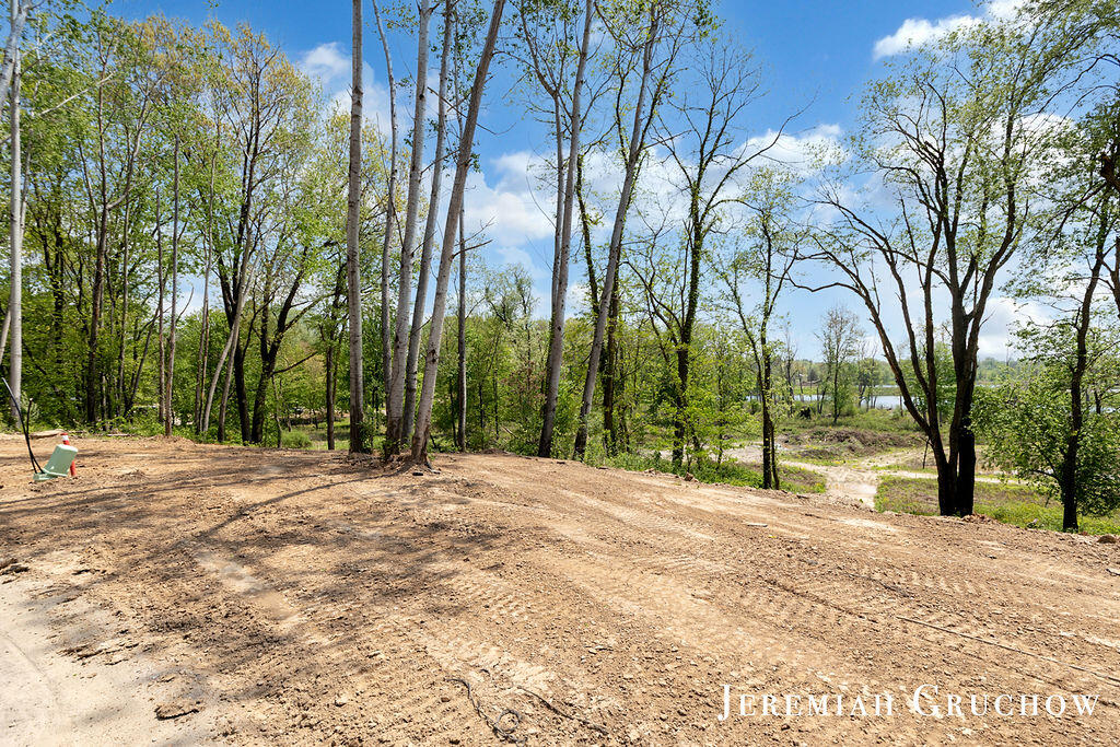 746 W Sedona Hills Court NE Grand Rapids MI 49525