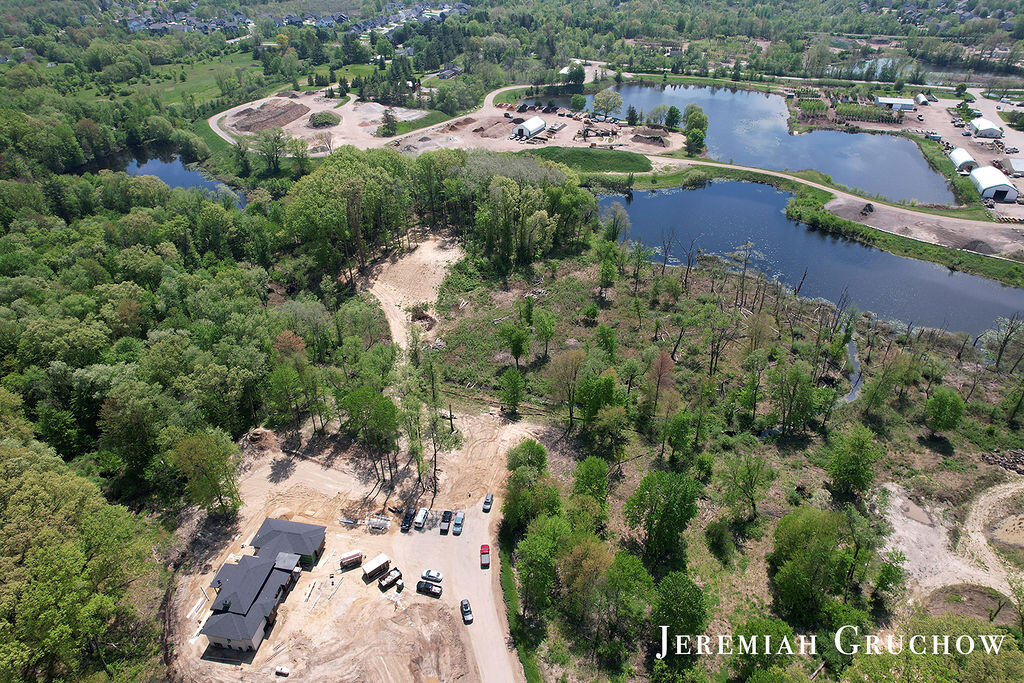 746 W Sedona Hills Court NE Grand Rapids MI 49525
