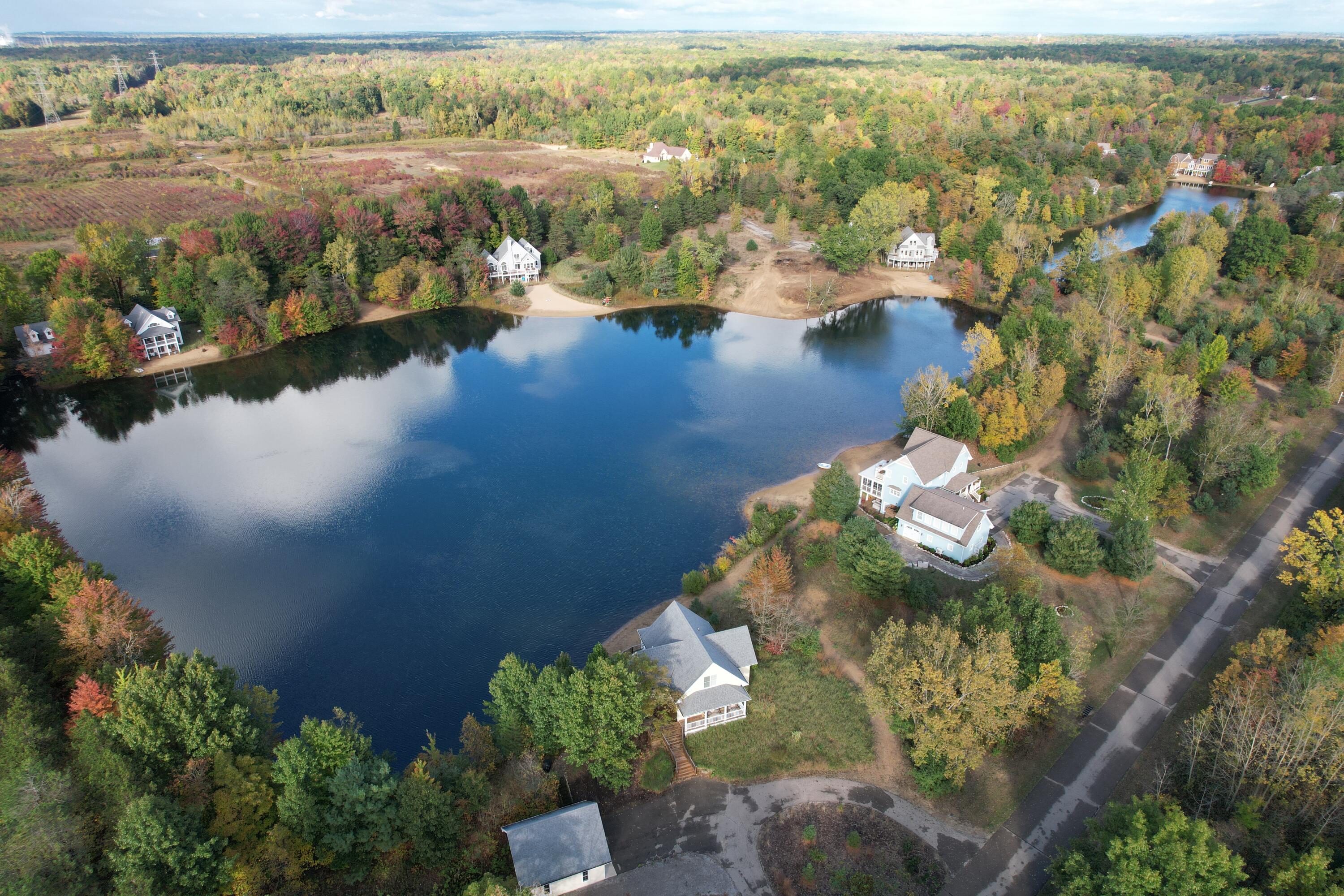 77524 Le Lac Drive Covert MI 49043