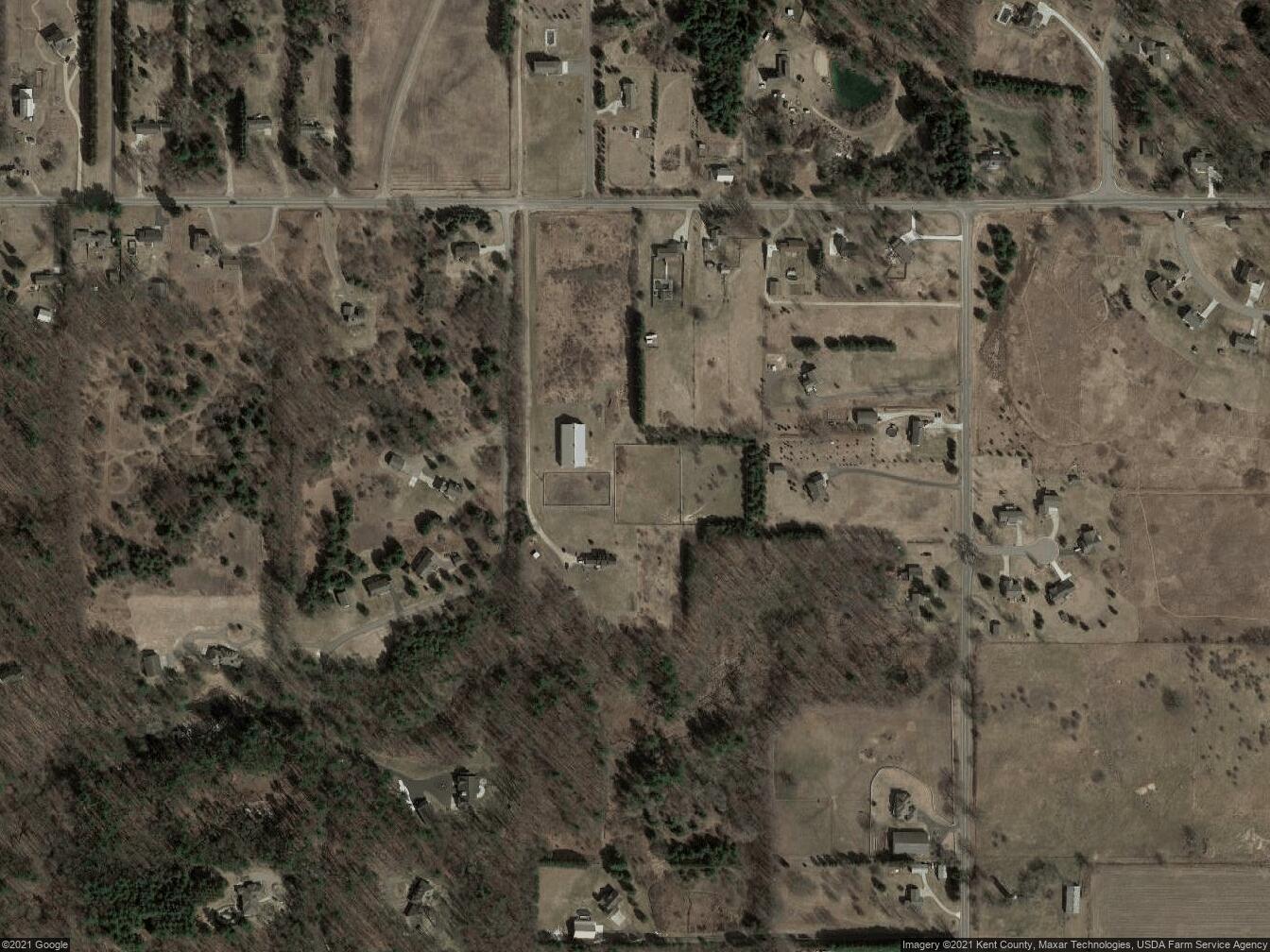 5400 13 Mile Road NE Rockford MI 49341