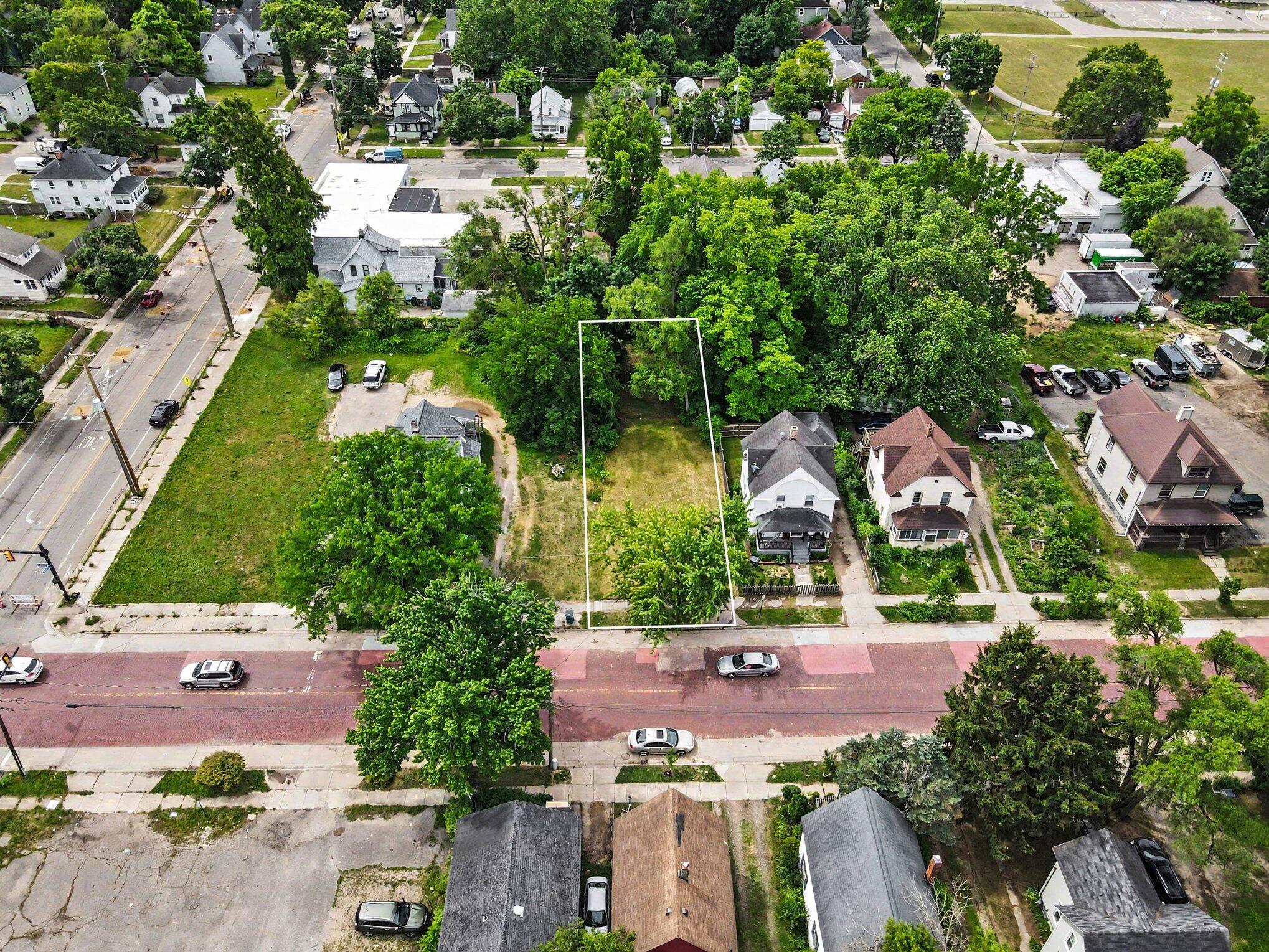 1016 E Vine Street Kalamazoo MI 49001