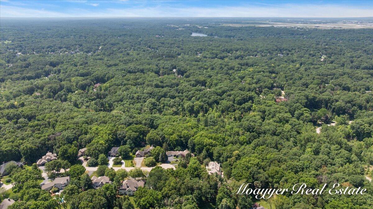 2549 Ashwood Court SE Ada MI 49301