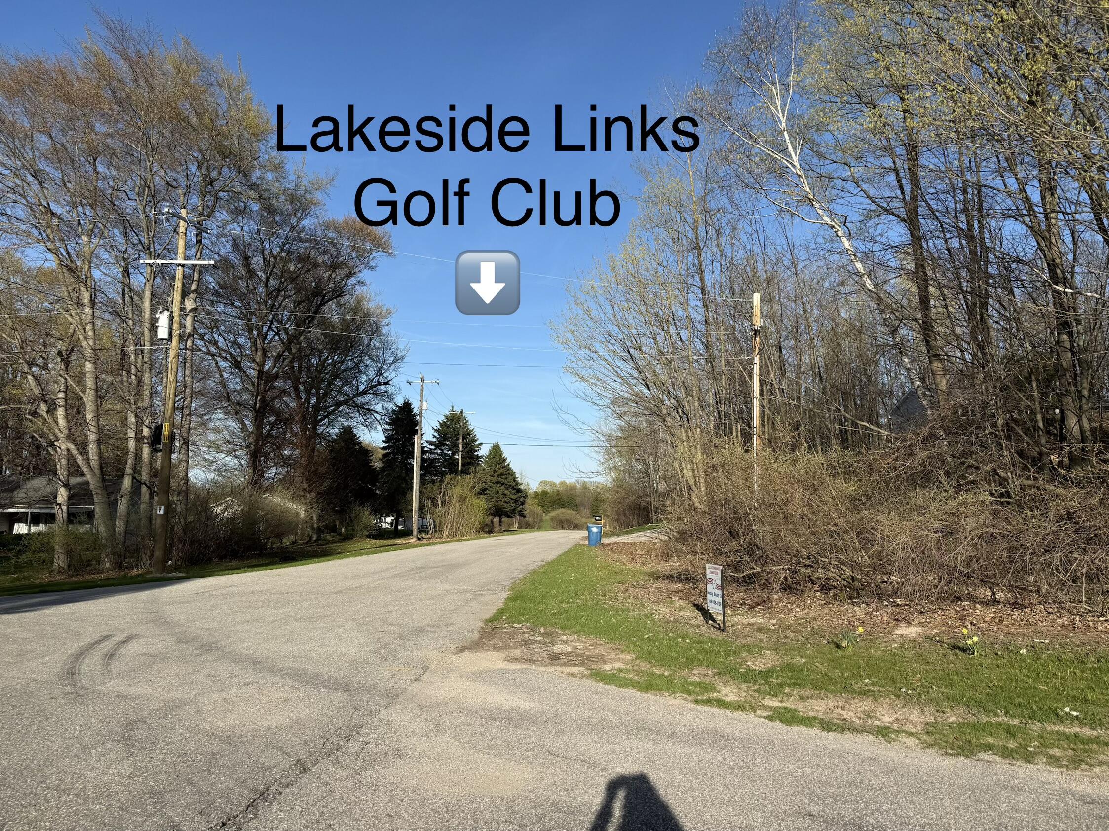 W Snead Drive Ludington MI 49431