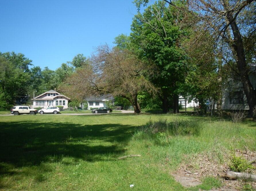 723 Pavone Street Benton Harbor MI 49022