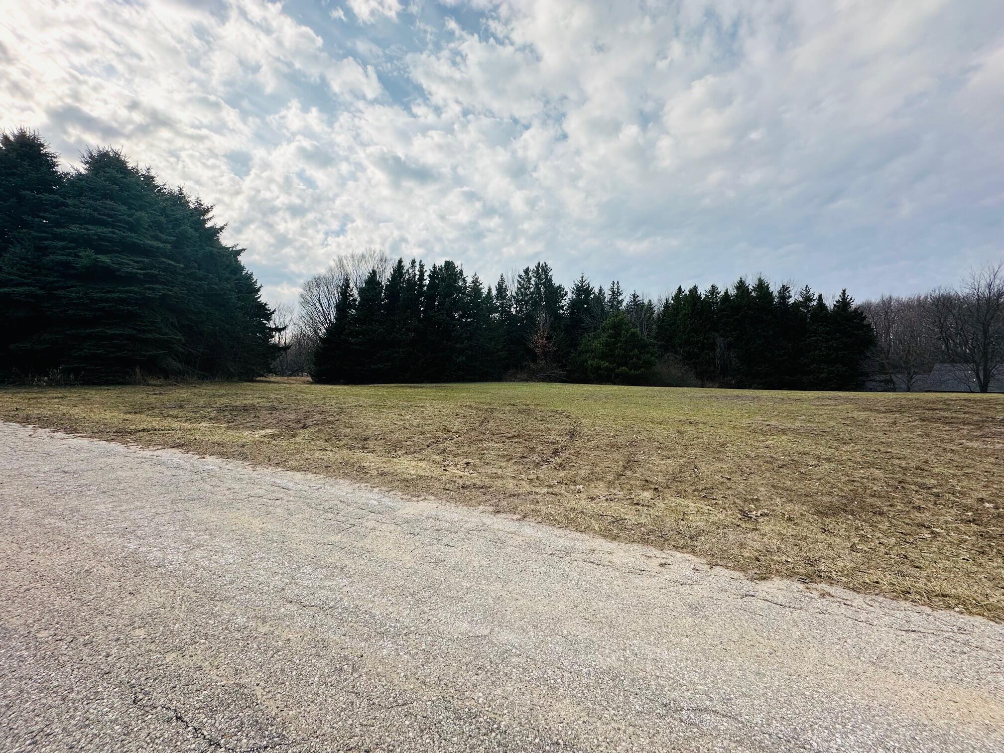 V/l S Beaune Road Ludington MI 49431