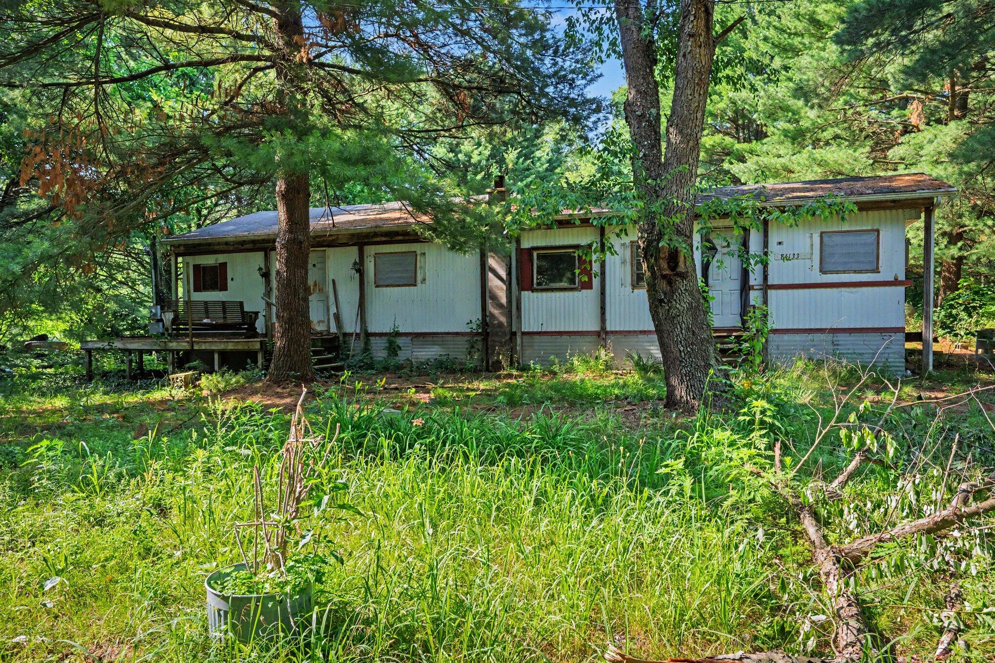 84133 42nd Street Decatur MI 49045