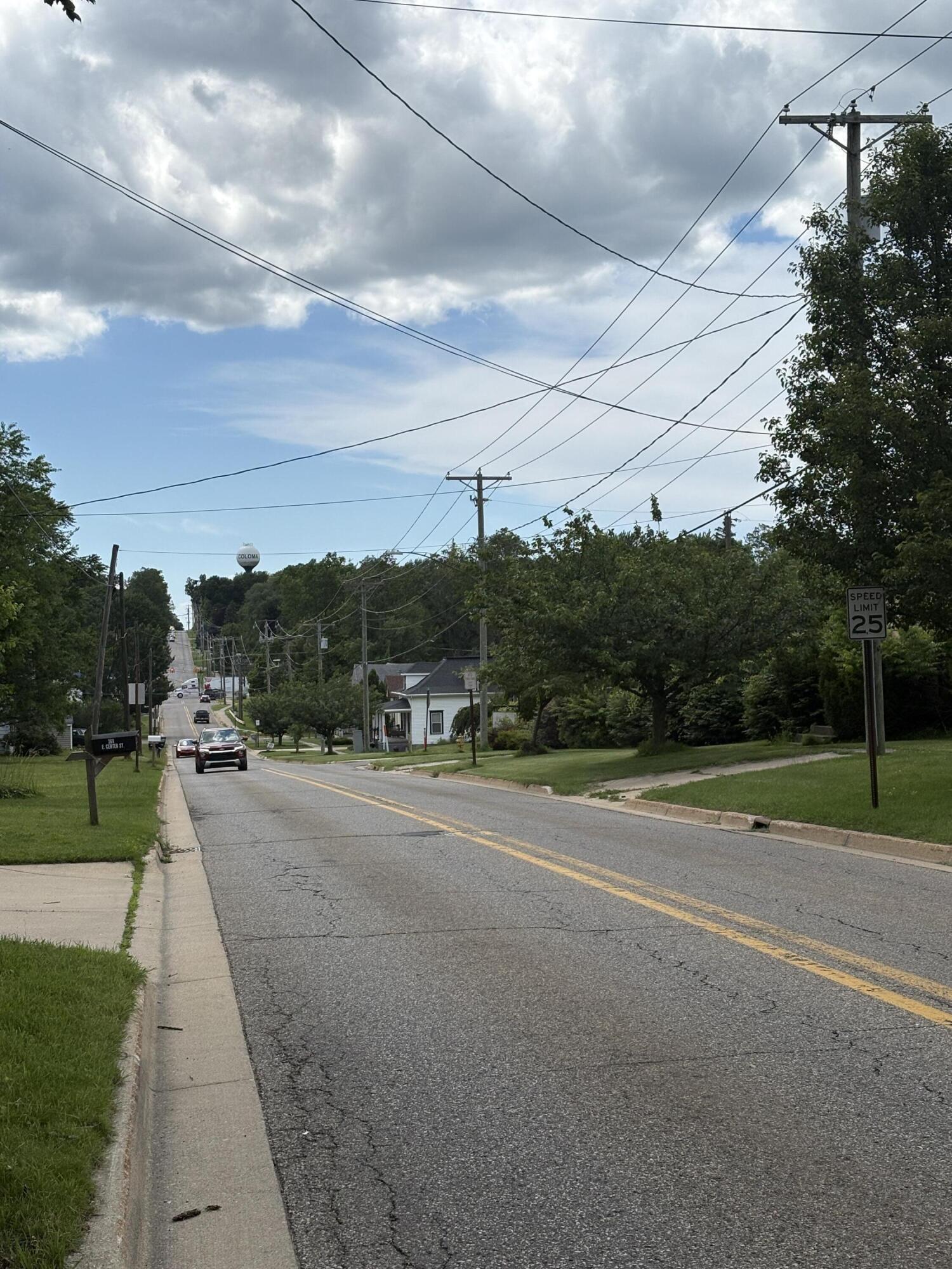 276 E Center Street Coloma MI 49038