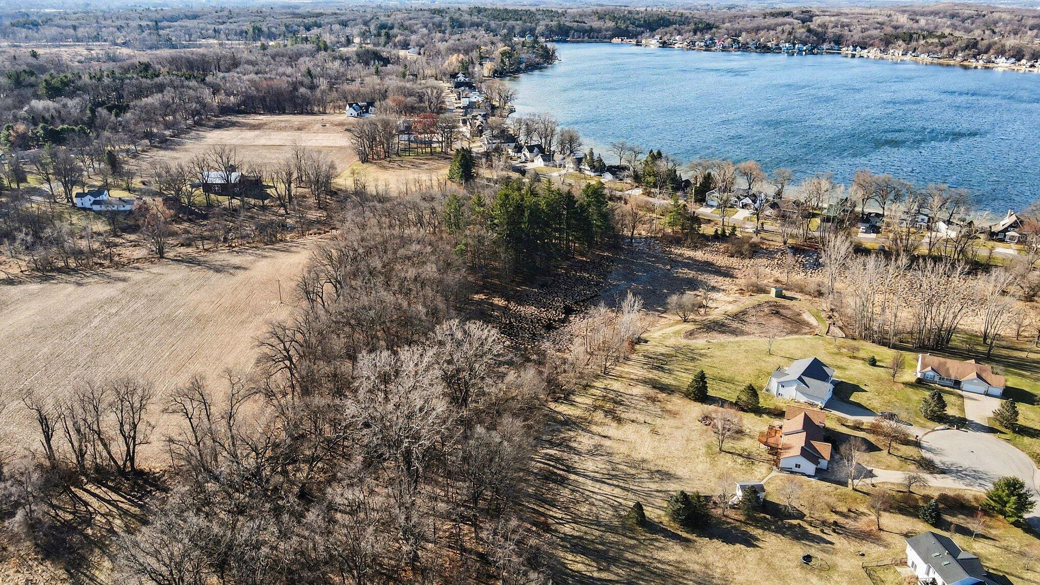 8696 9 Mile Road NE Rockford MI 49341