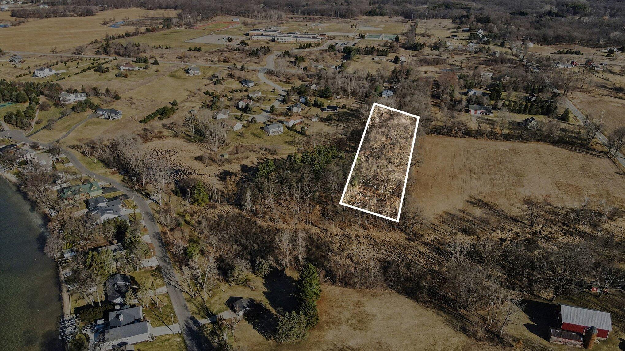 8696 9 Mile Road NE Rockford MI 49341
