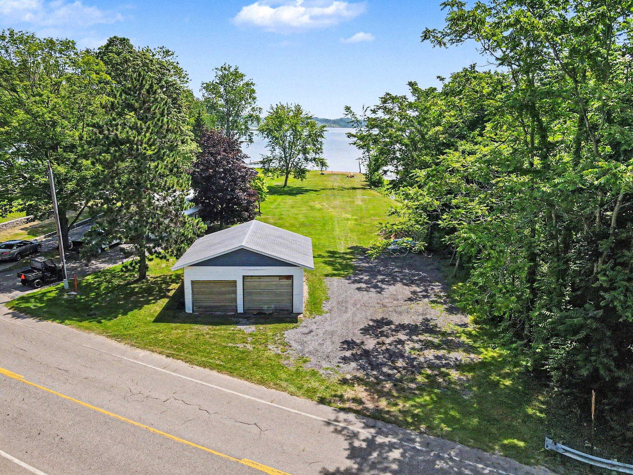 2402 Dumont Lake Road Allegan MI 49010