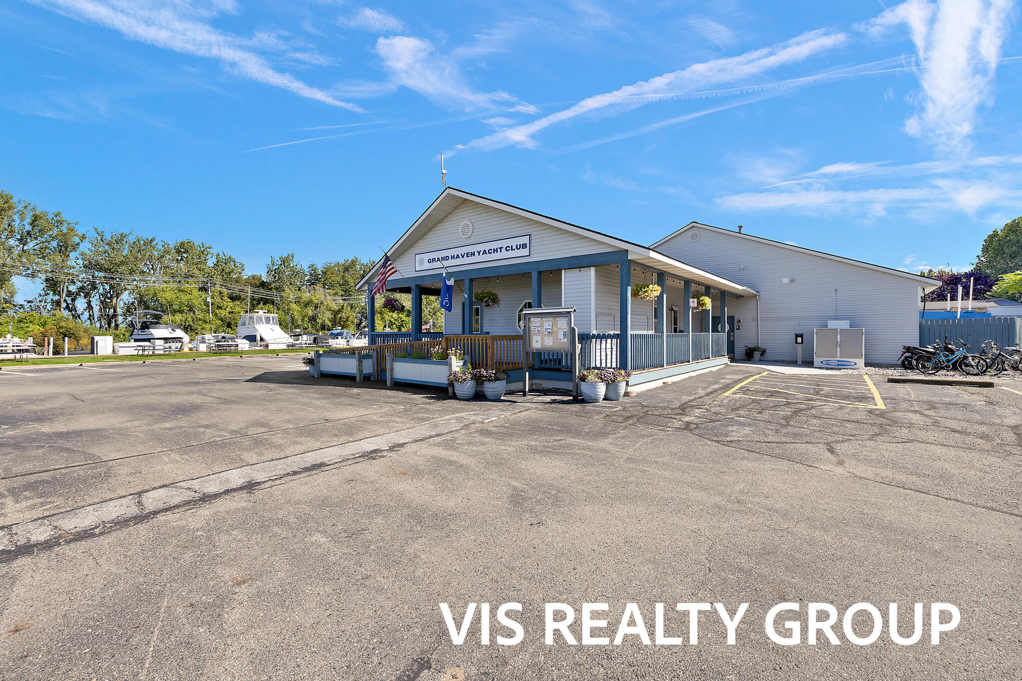 135 Wharfside Grand Haven MI 49417