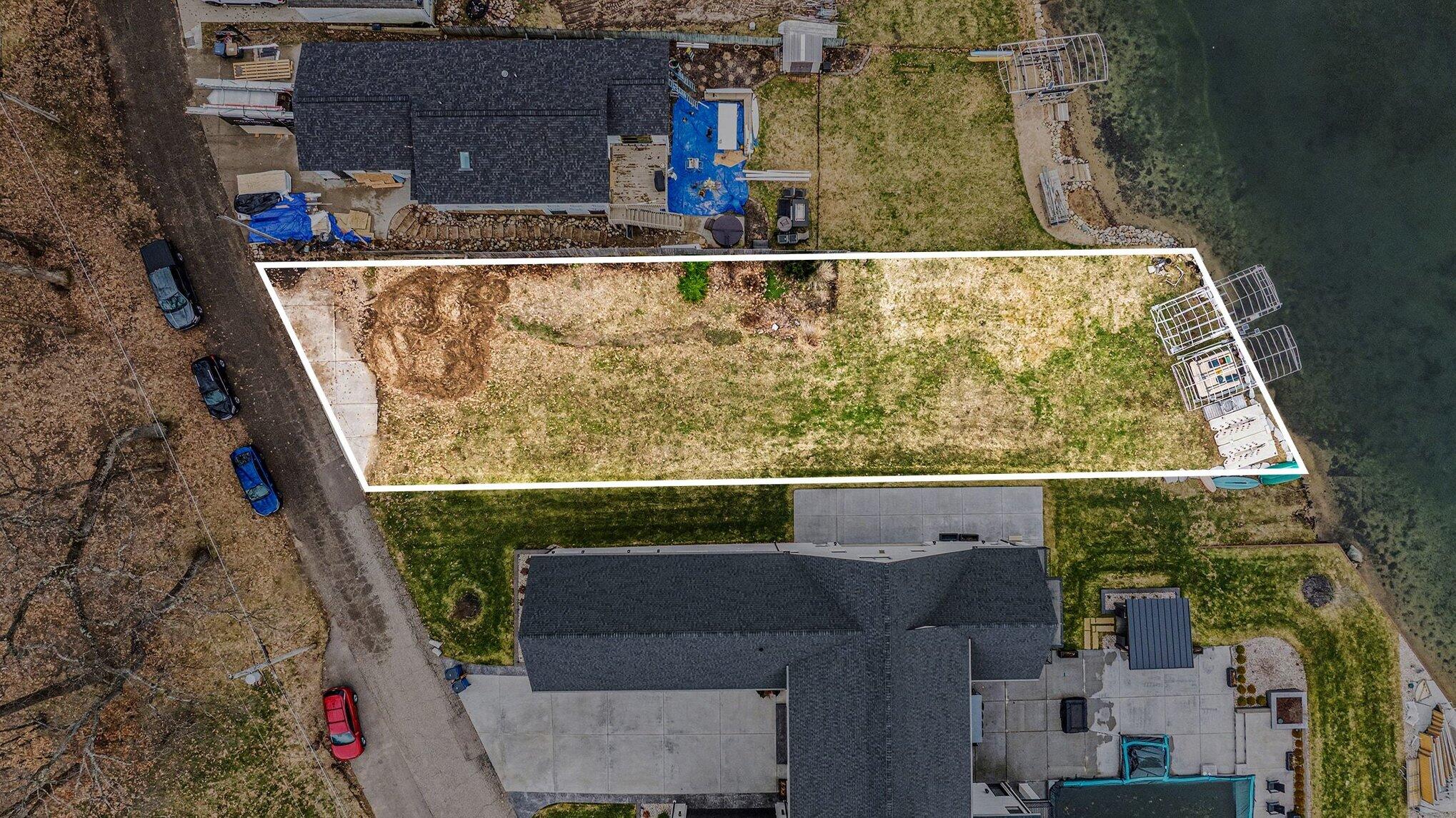 1605 S Crooked Lake Drive Kalamazoo MI 49009