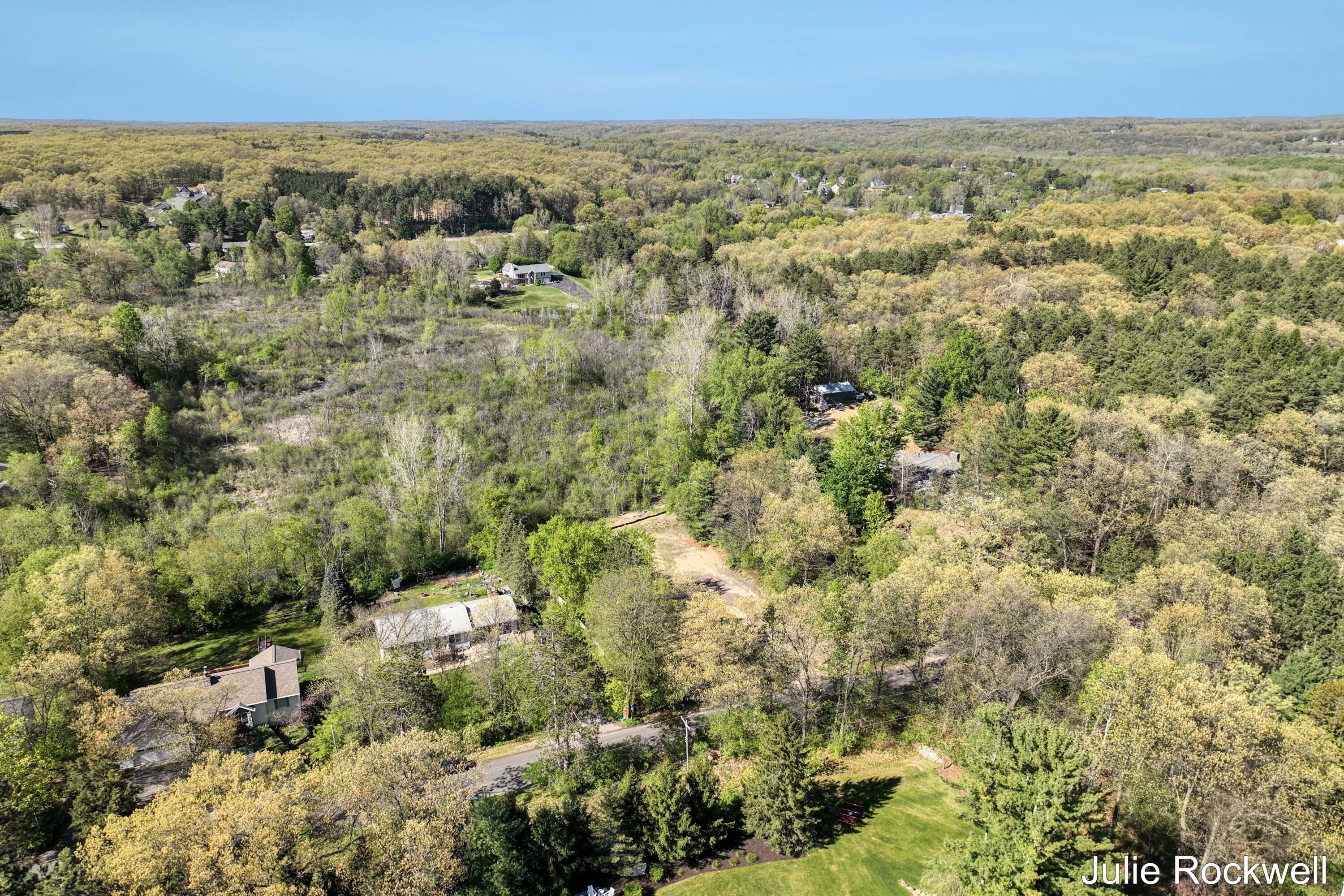 4477 Knapp Court NE Grand Rapids MI 49525