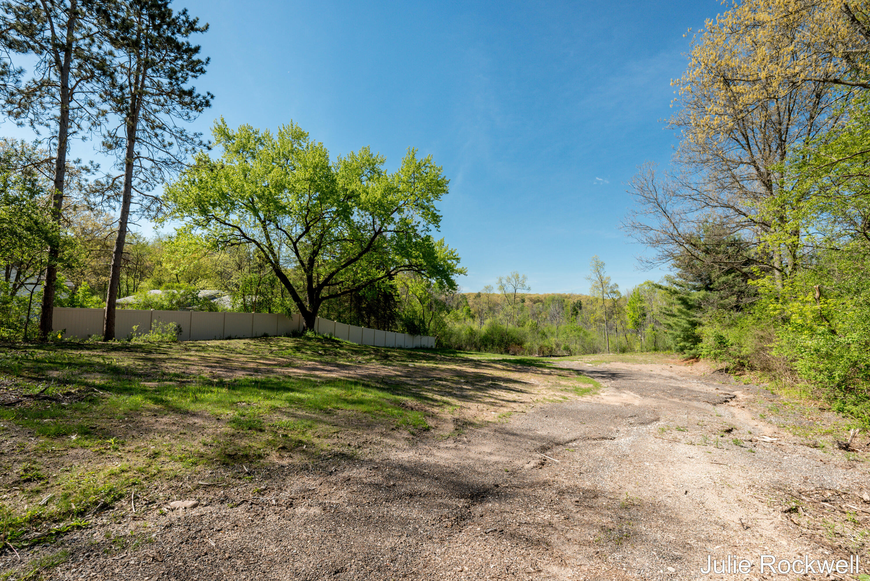 4477 Knapp Court NE Grand Rapids MI 49525