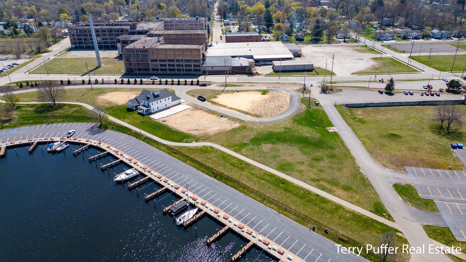 960 Boardwalk Cove Drive Muskegon MI 49441