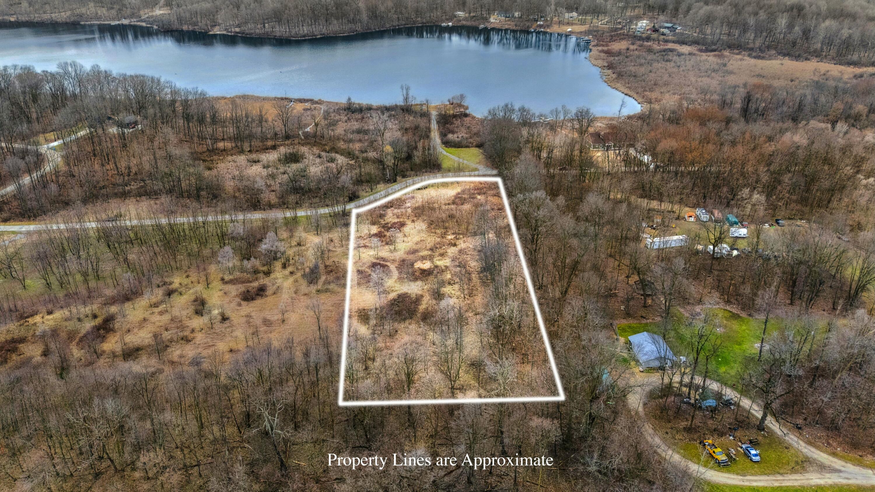 Unit 15 Long Lake Drive Cassopolis MI 49031