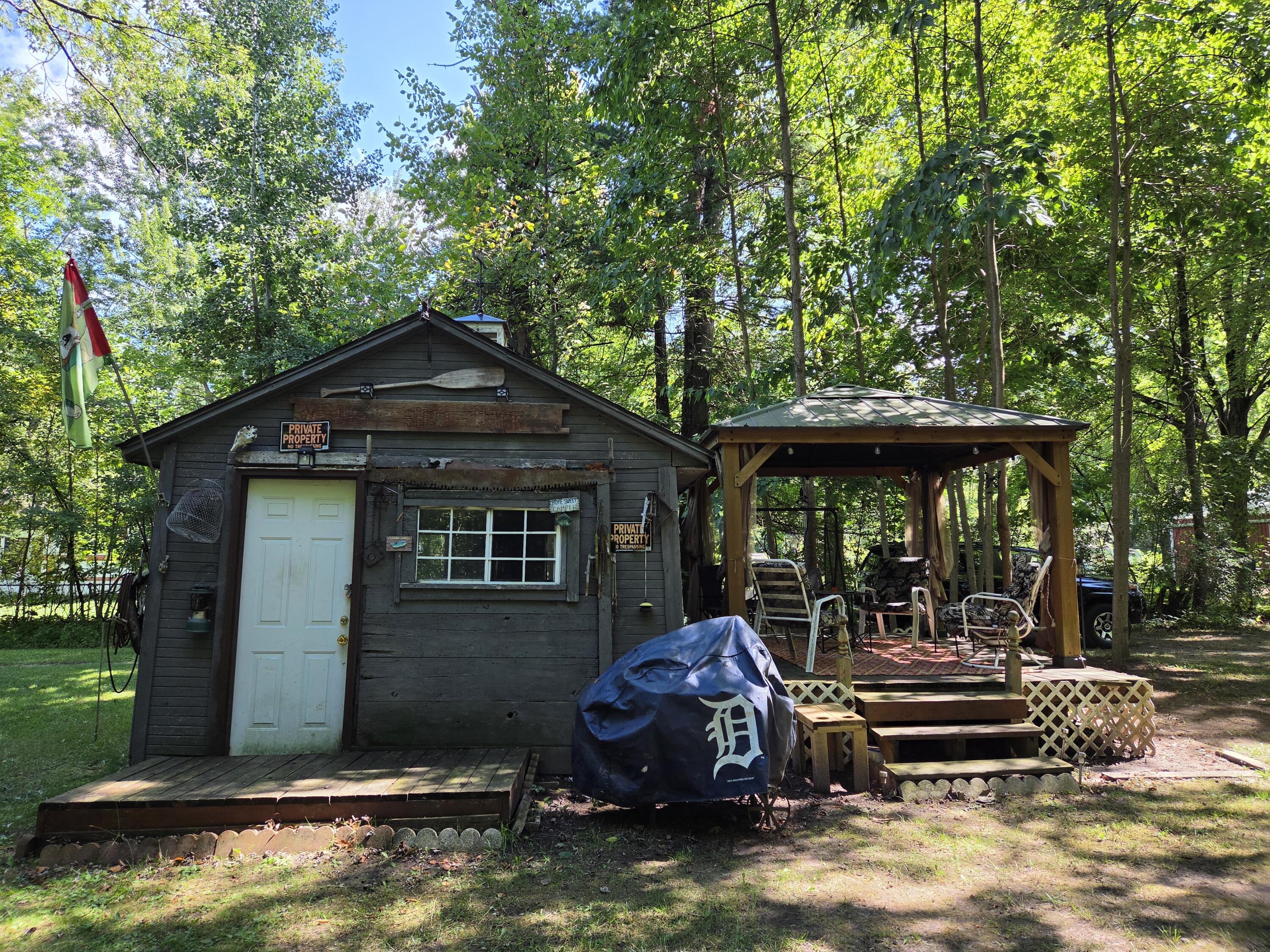 4272 Swan Lake Drive Allegan MI 49010