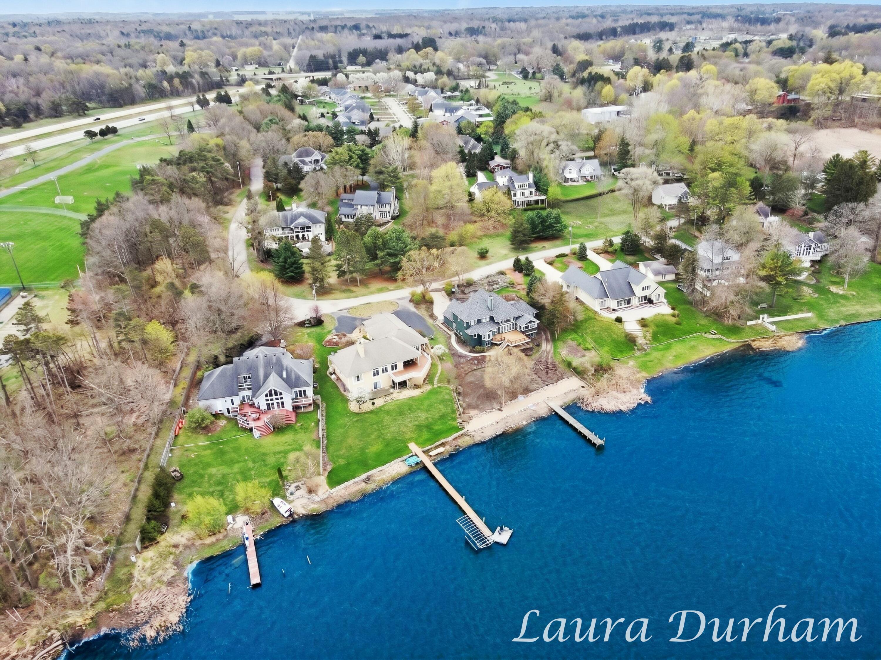 289 Crest Douglas MI 49406