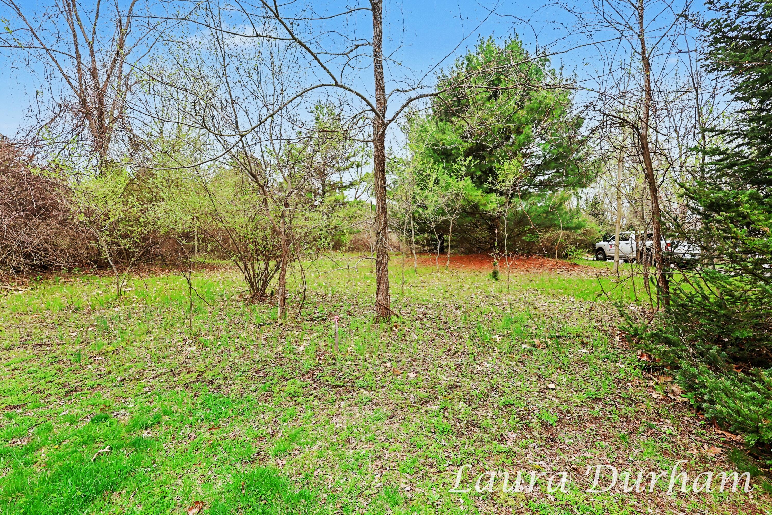 289 Crest Douglas MI 49406