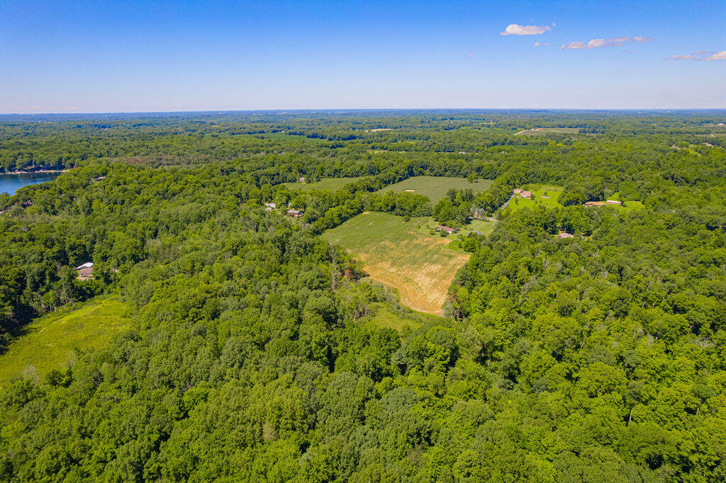 1936 E Clear Lake Road Buchanan MI 49107