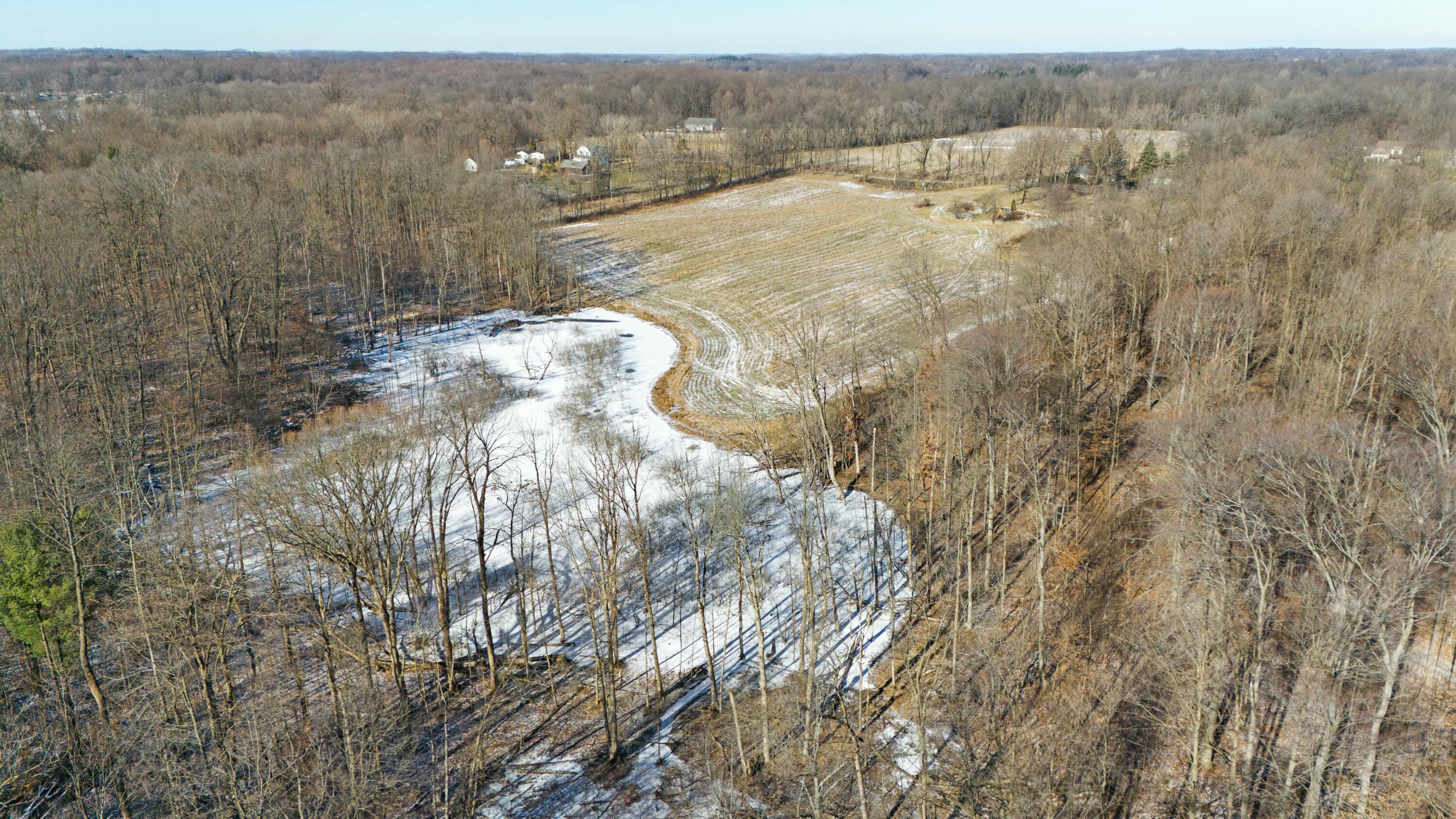 1936 E Clear Lake Road Buchanan MI 49107