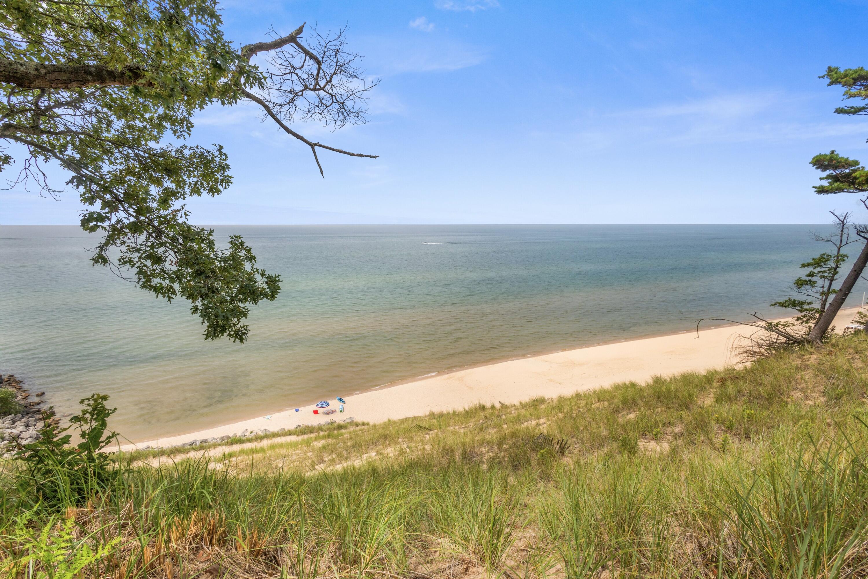 3507 Winnetaska Road Norton Shores MI 49441