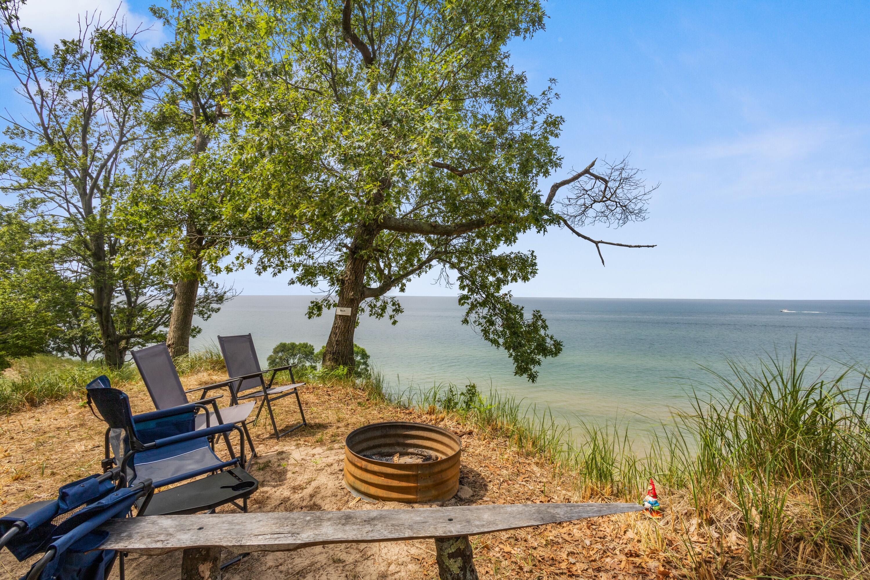 3507 Winnetaska Road Norton Shores MI 49441