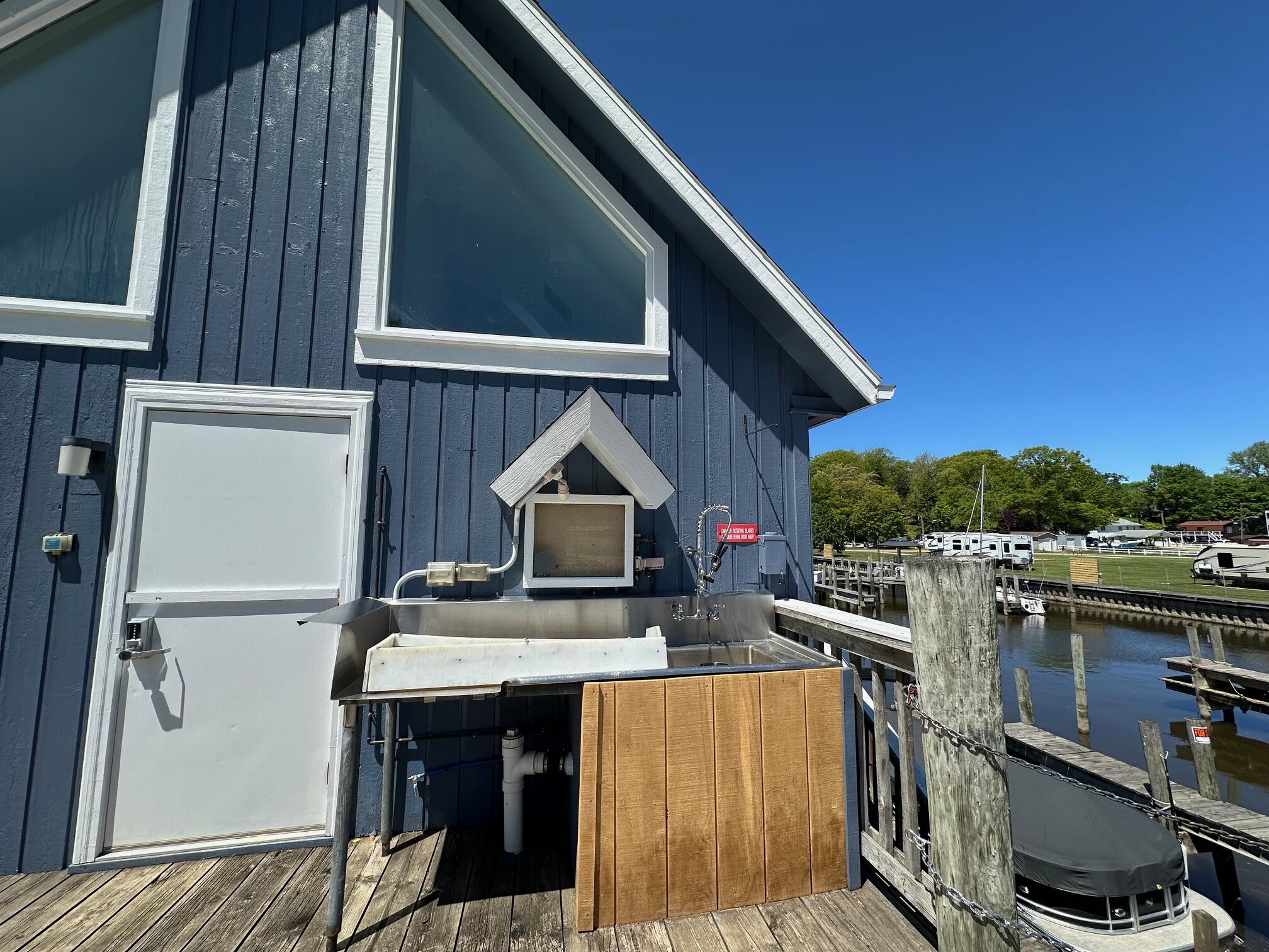 40 N Bailey Avenue South Haven MI 49090