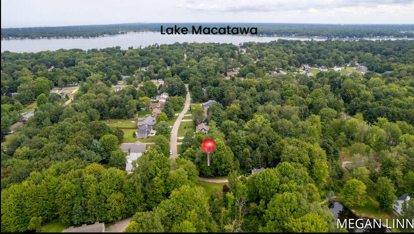 Pine Hollow Road Holland MI 49423
