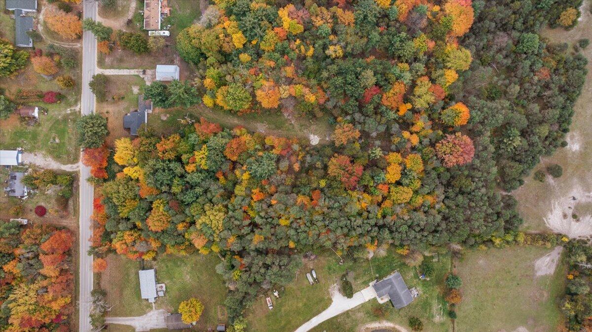 1285 W Mcmillan Road Muskegon MI 49445