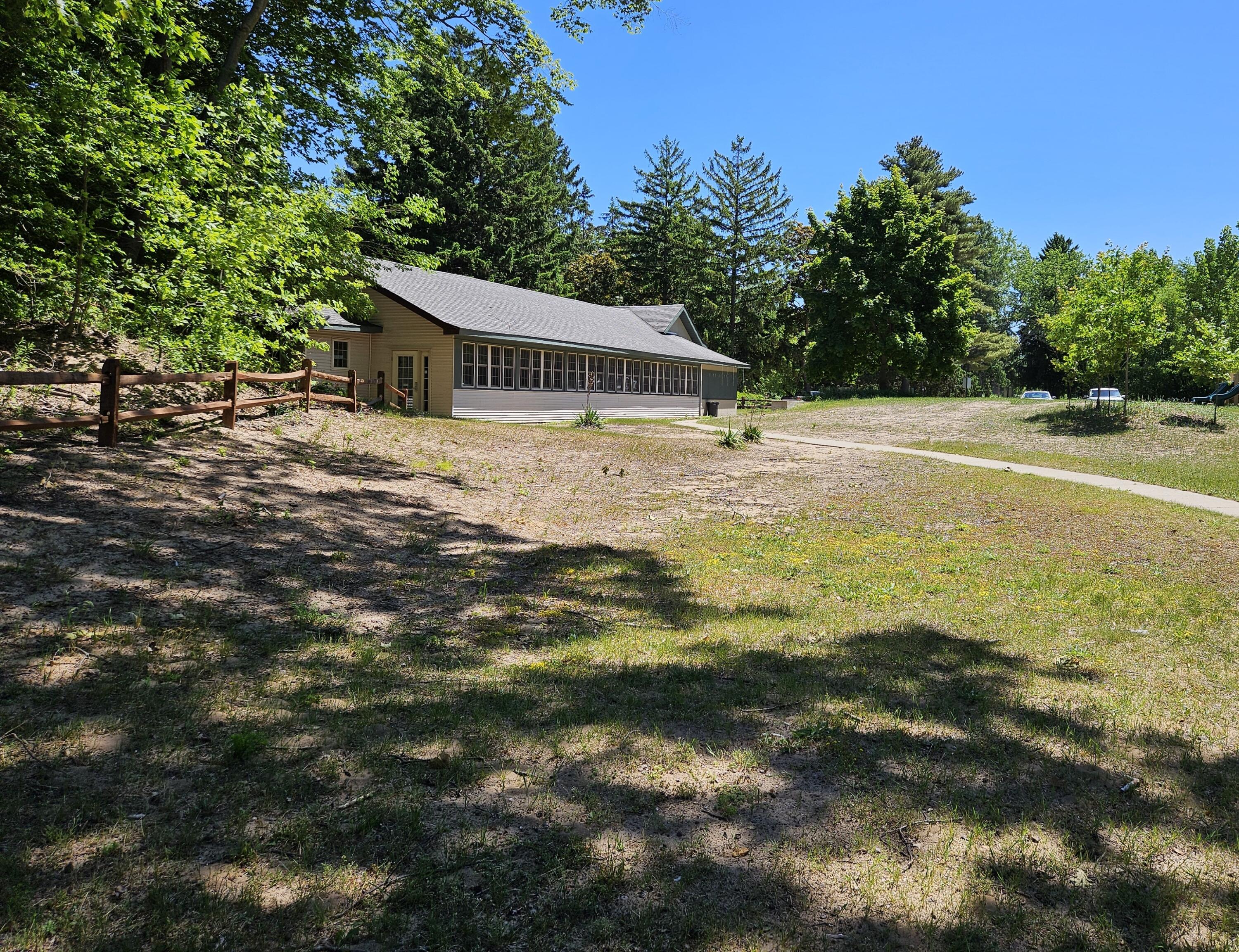 5902 Jefferson Street Coloma MI 49038