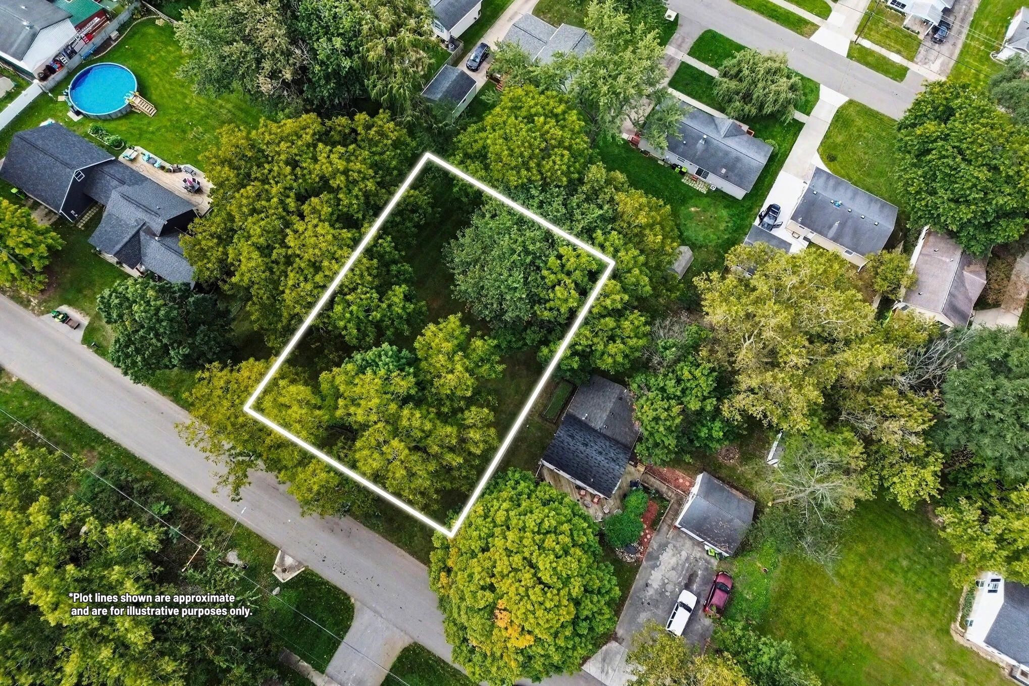 857 N Oak Street Fenton MI 48430