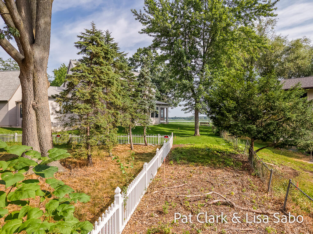 411 Gidley Circle Grand Haven MI 49417