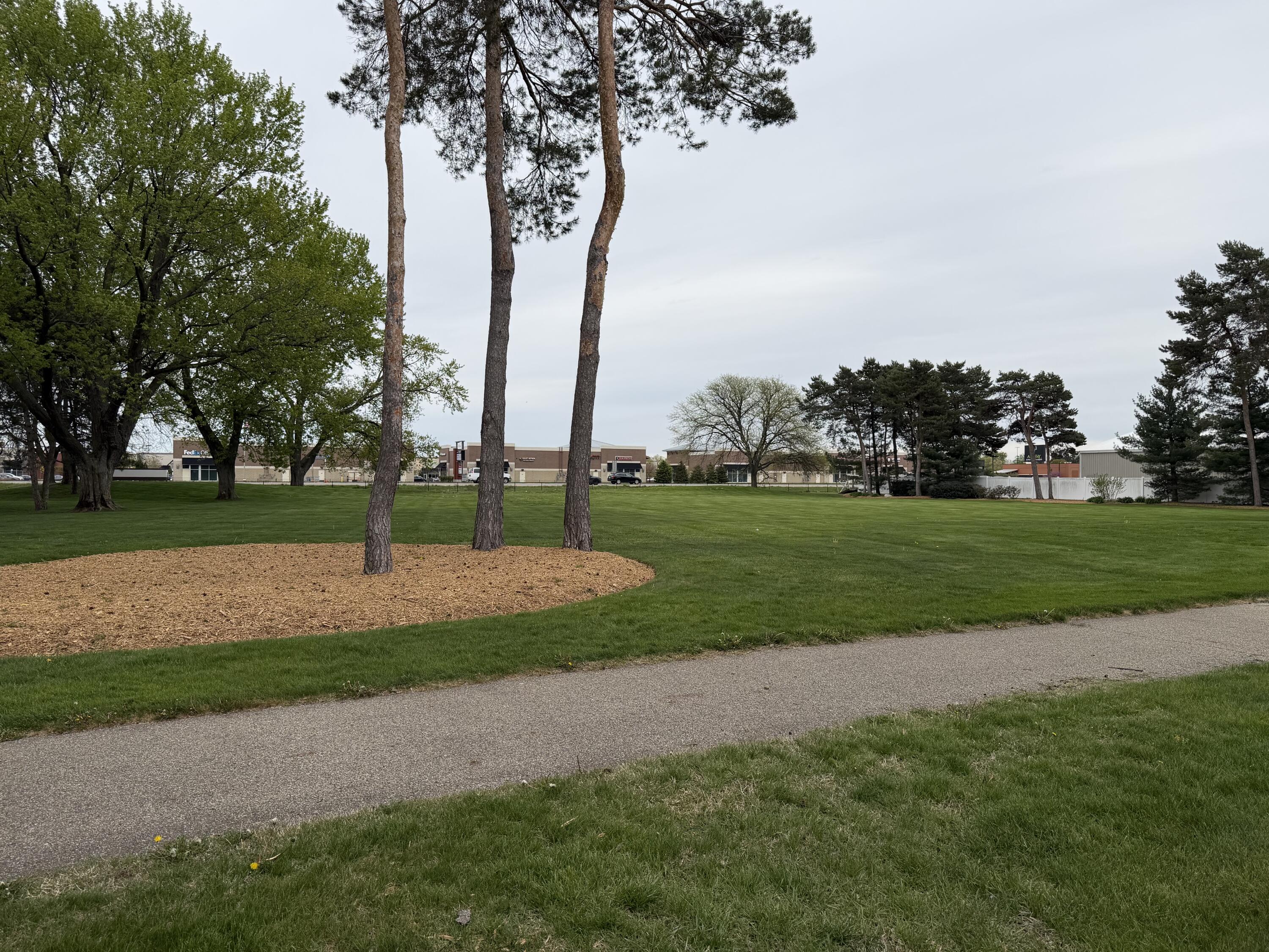 2556 Van Ommen Drive Holland MI 49424