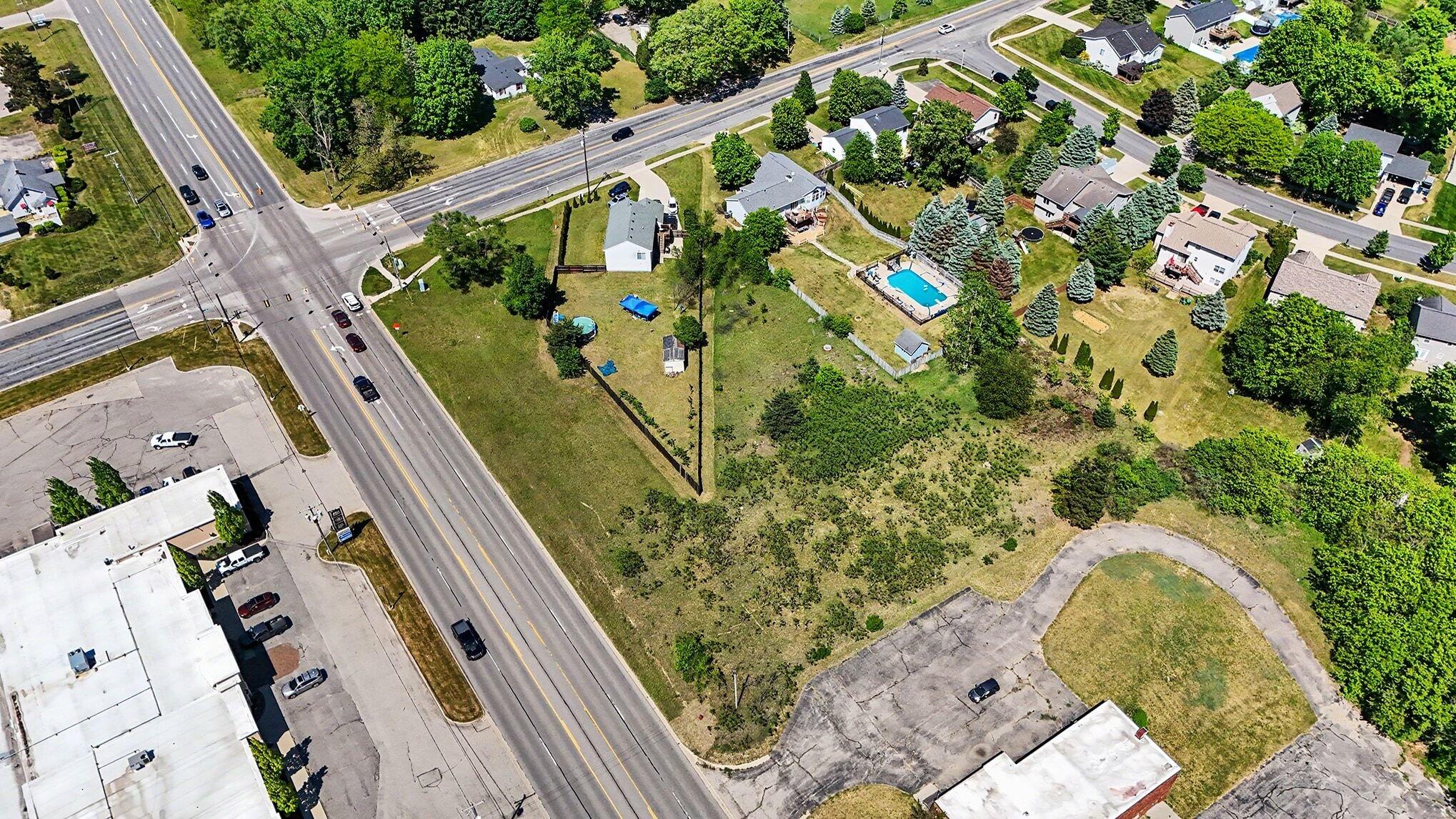 1456 Northland Drive NE Rockford MI 49341