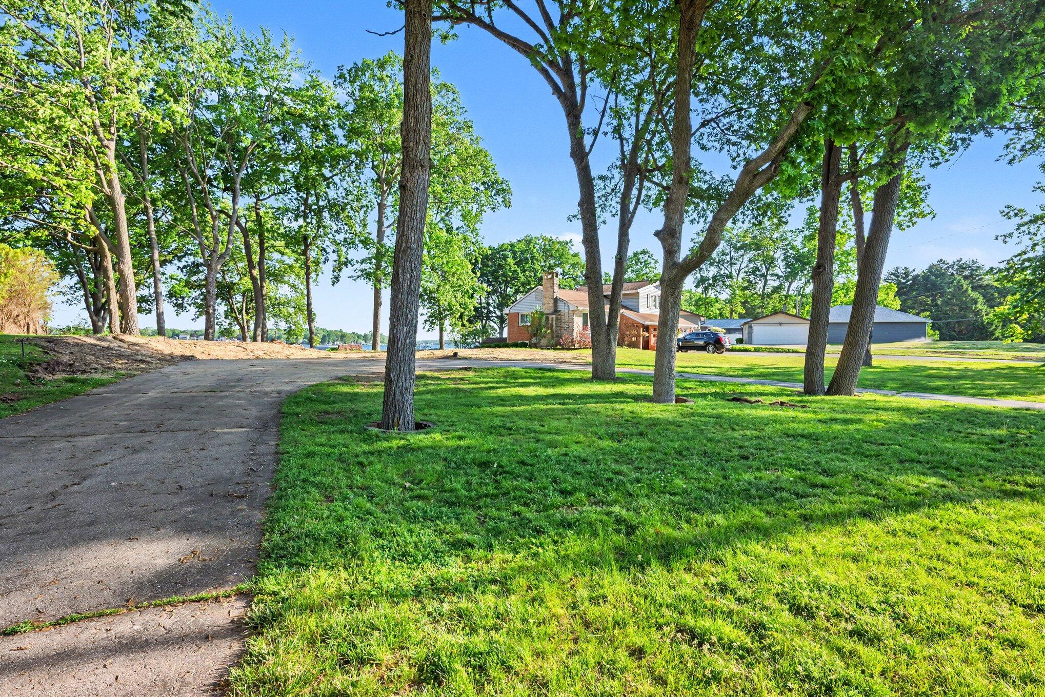 2833 Woodhams Avenue Portage MI 49002