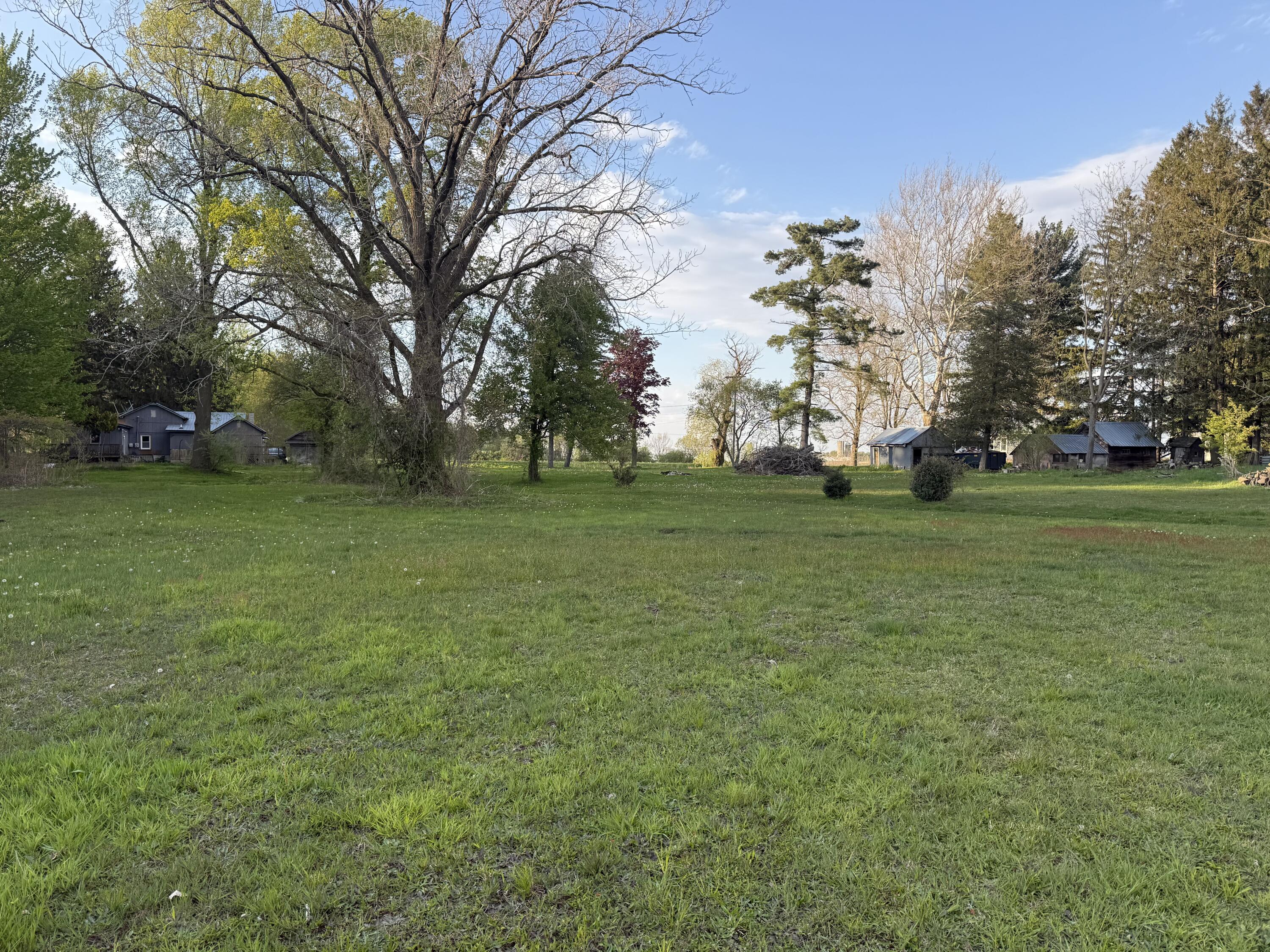 6034 136th Avenue Saugatuck MI 49453