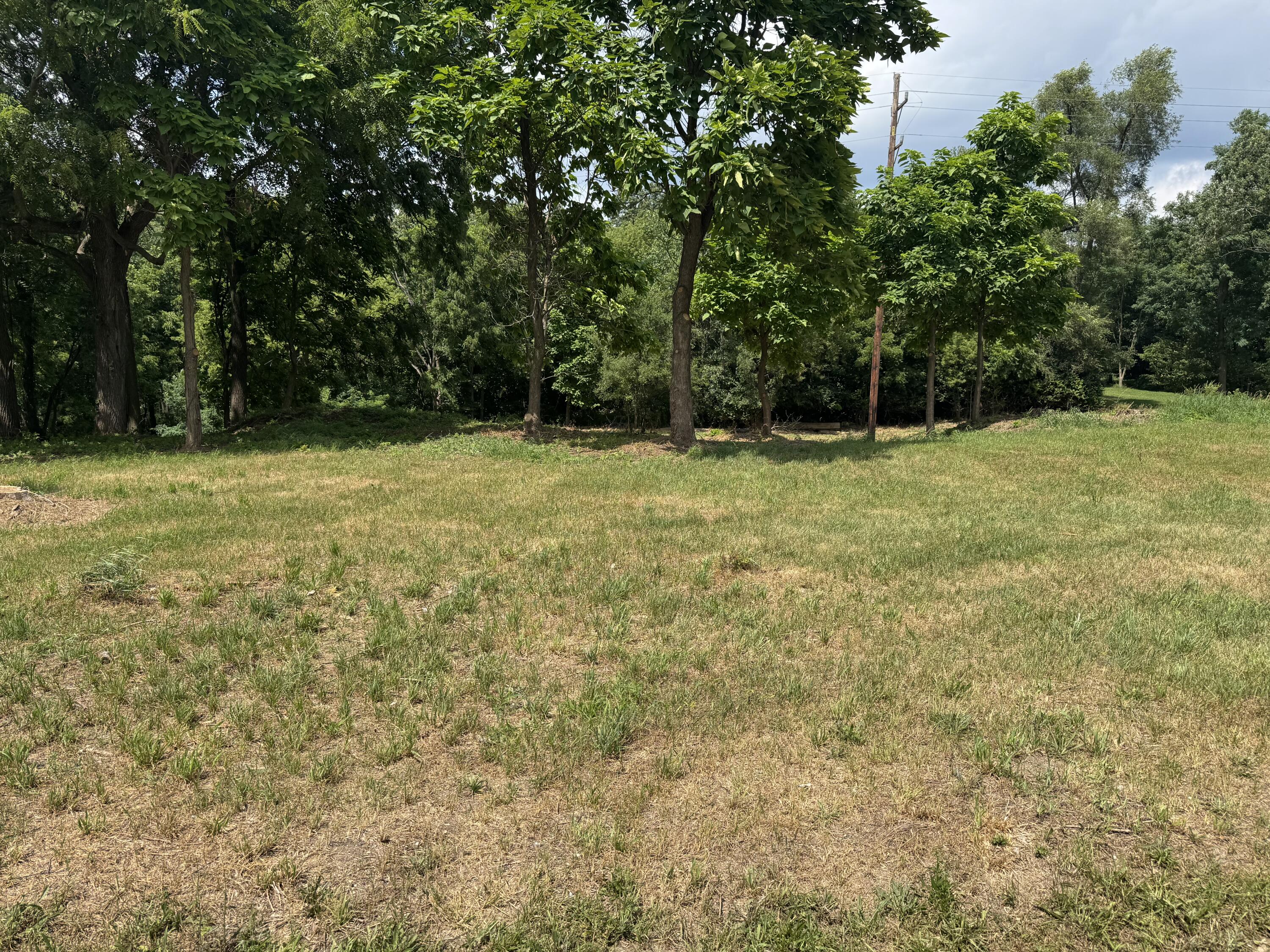 1902 Baker Drive Kalamazoo MI 49048