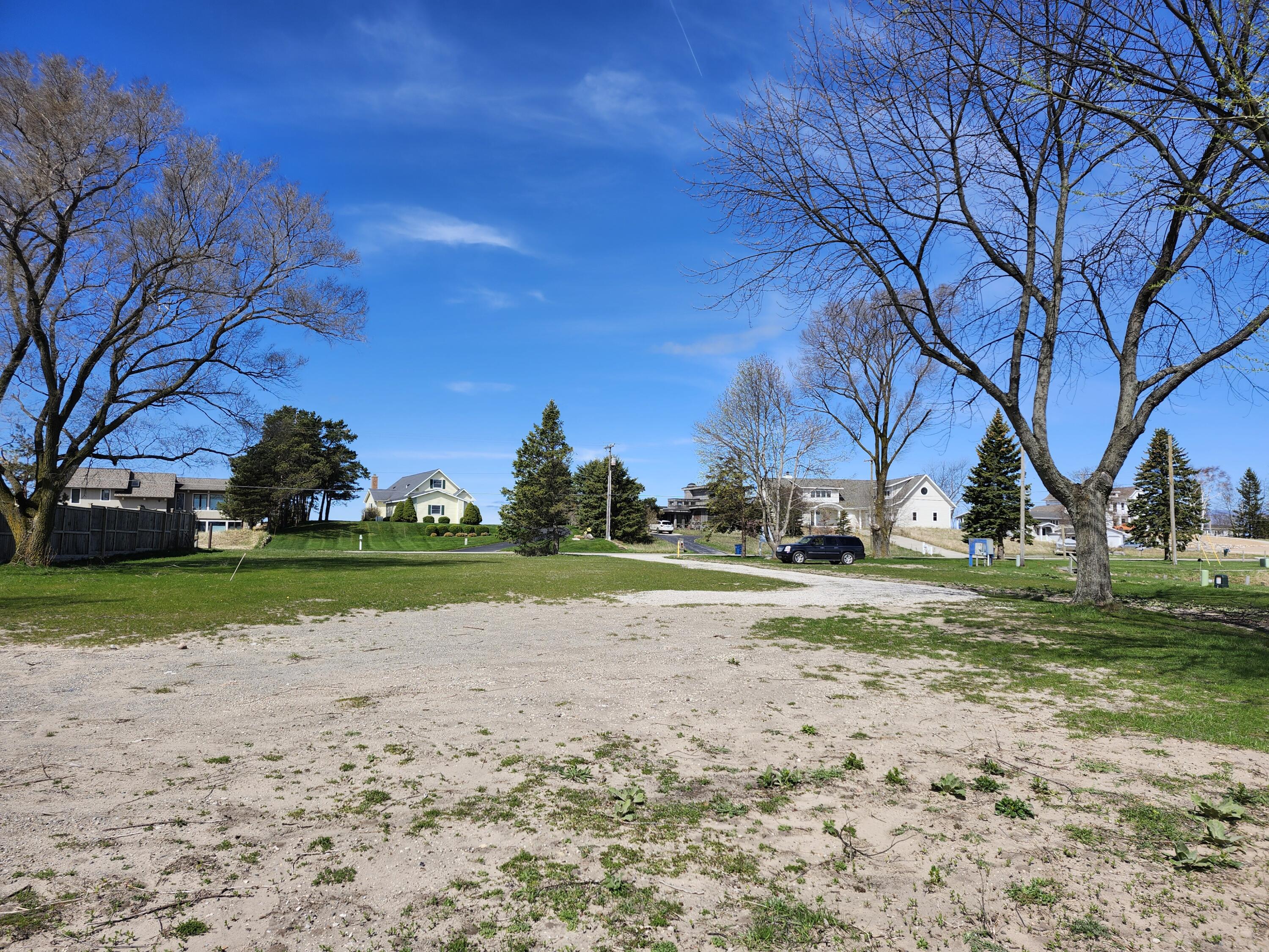 846 S Lakeshore Drive Ludington MI 49431