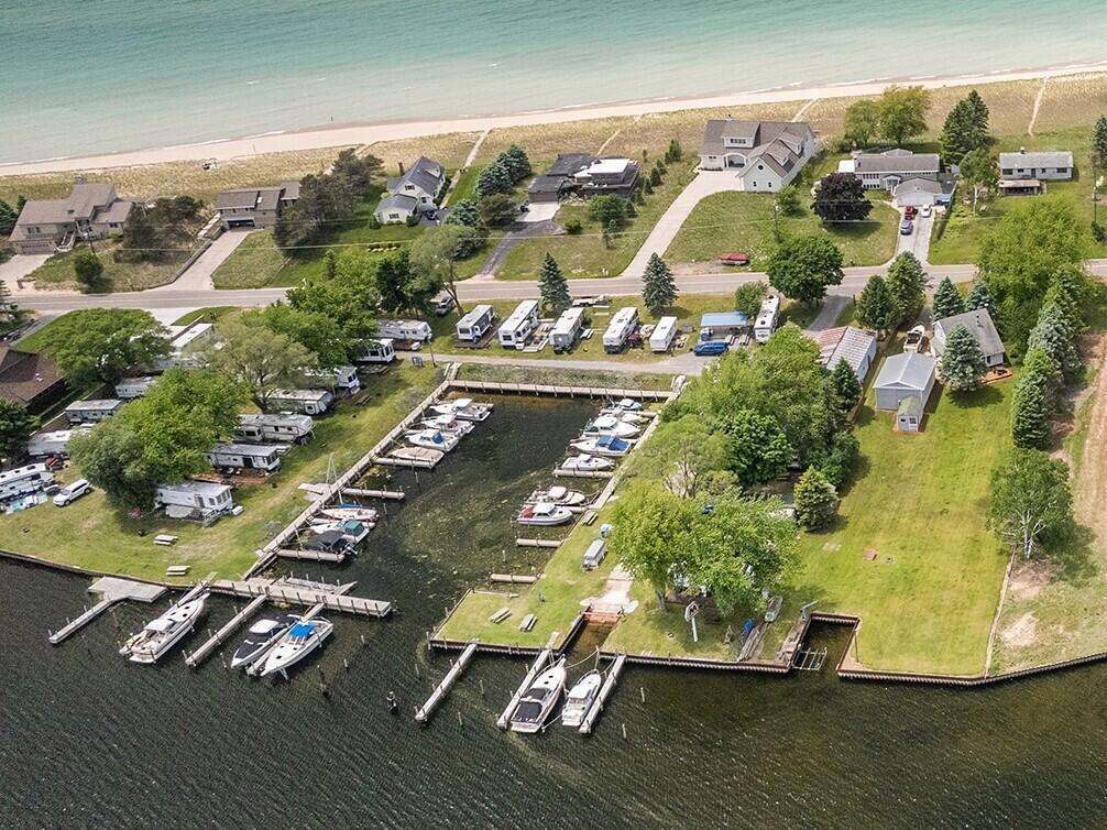 846 S Lakeshore Drive Ludington MI 49431