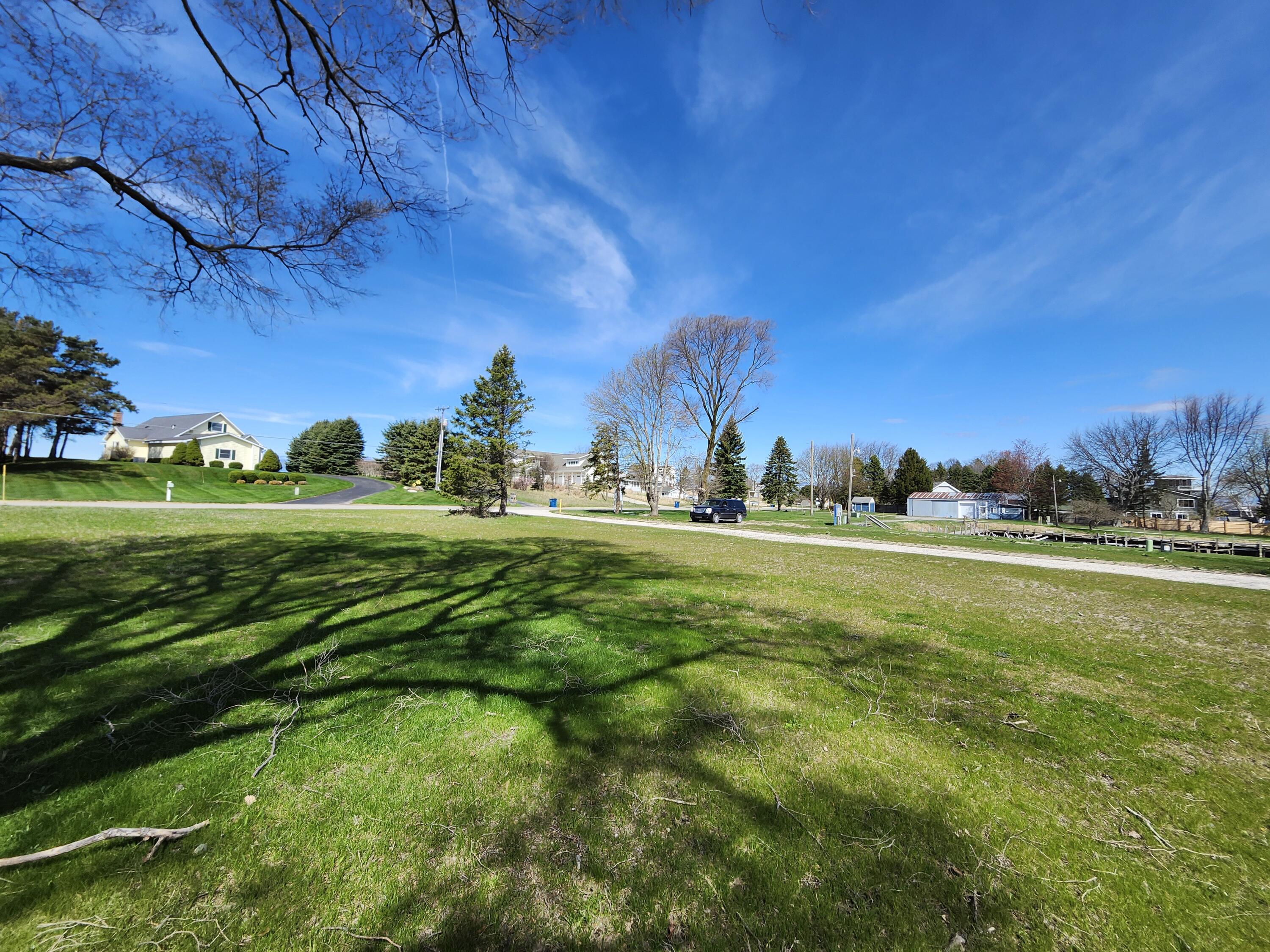 846 S Lakeshore Drive Ludington MI 49431