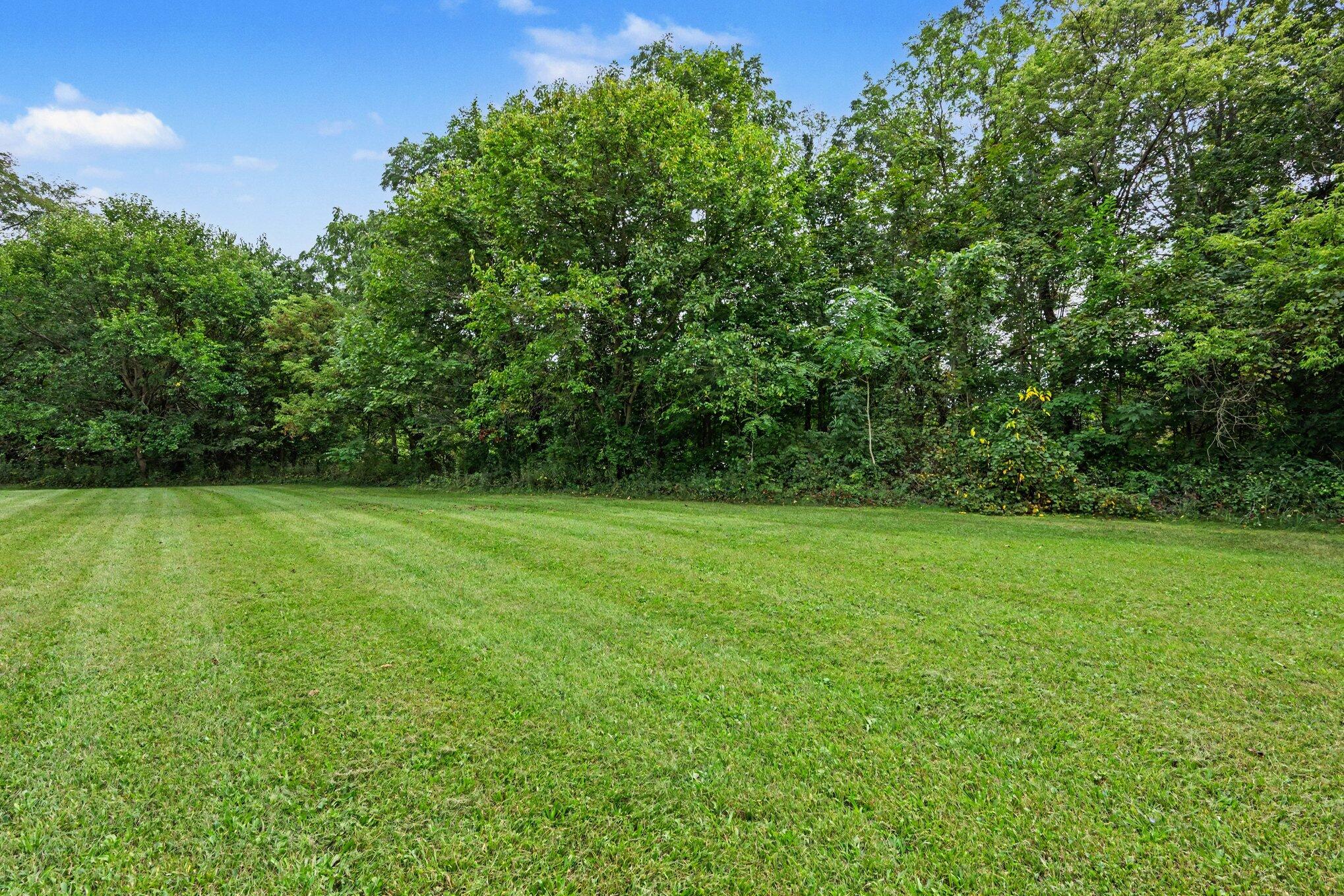 V/l Douglas Avenue Kalamazoo MI 49004