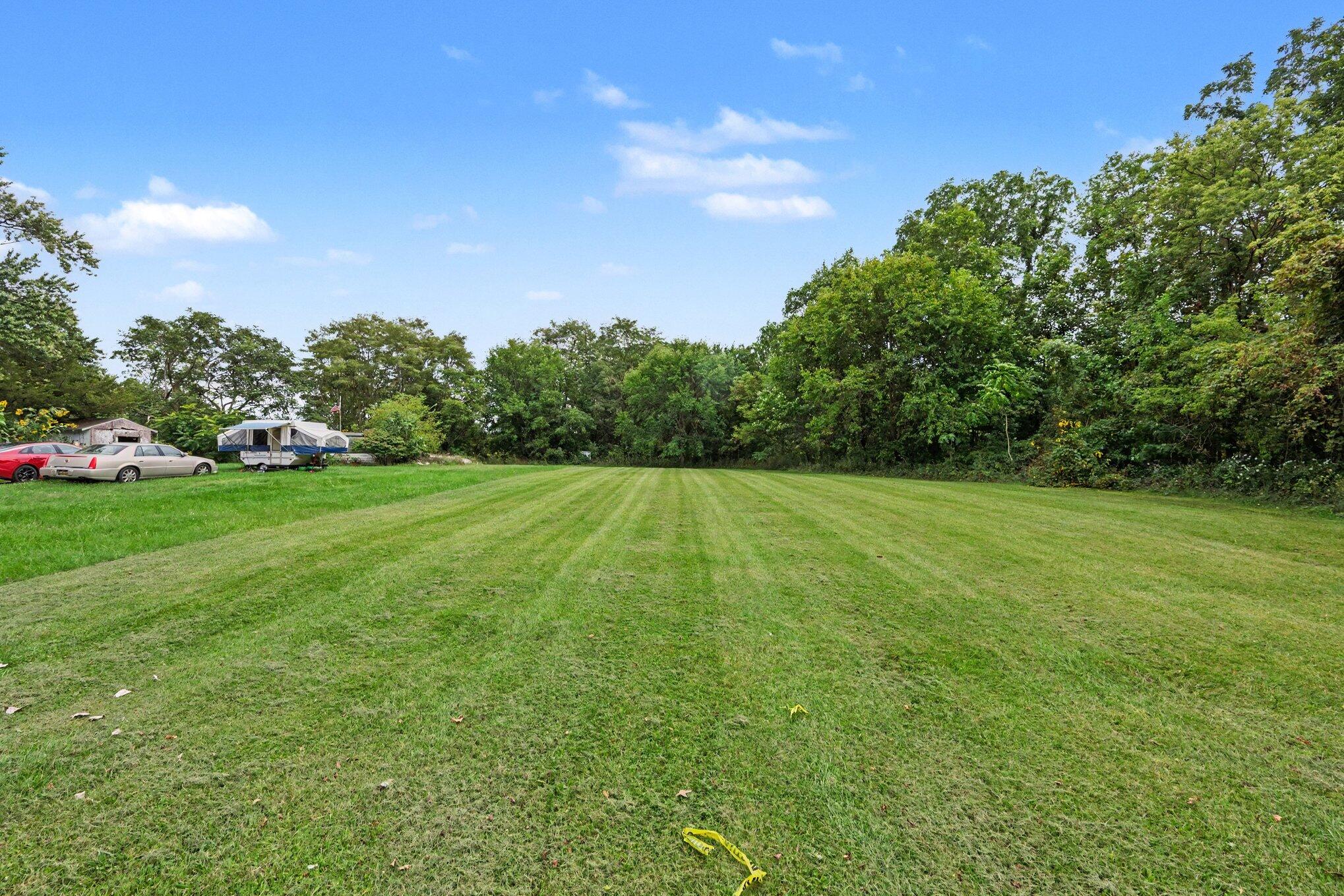 V/l Douglas Avenue Kalamazoo MI 49004