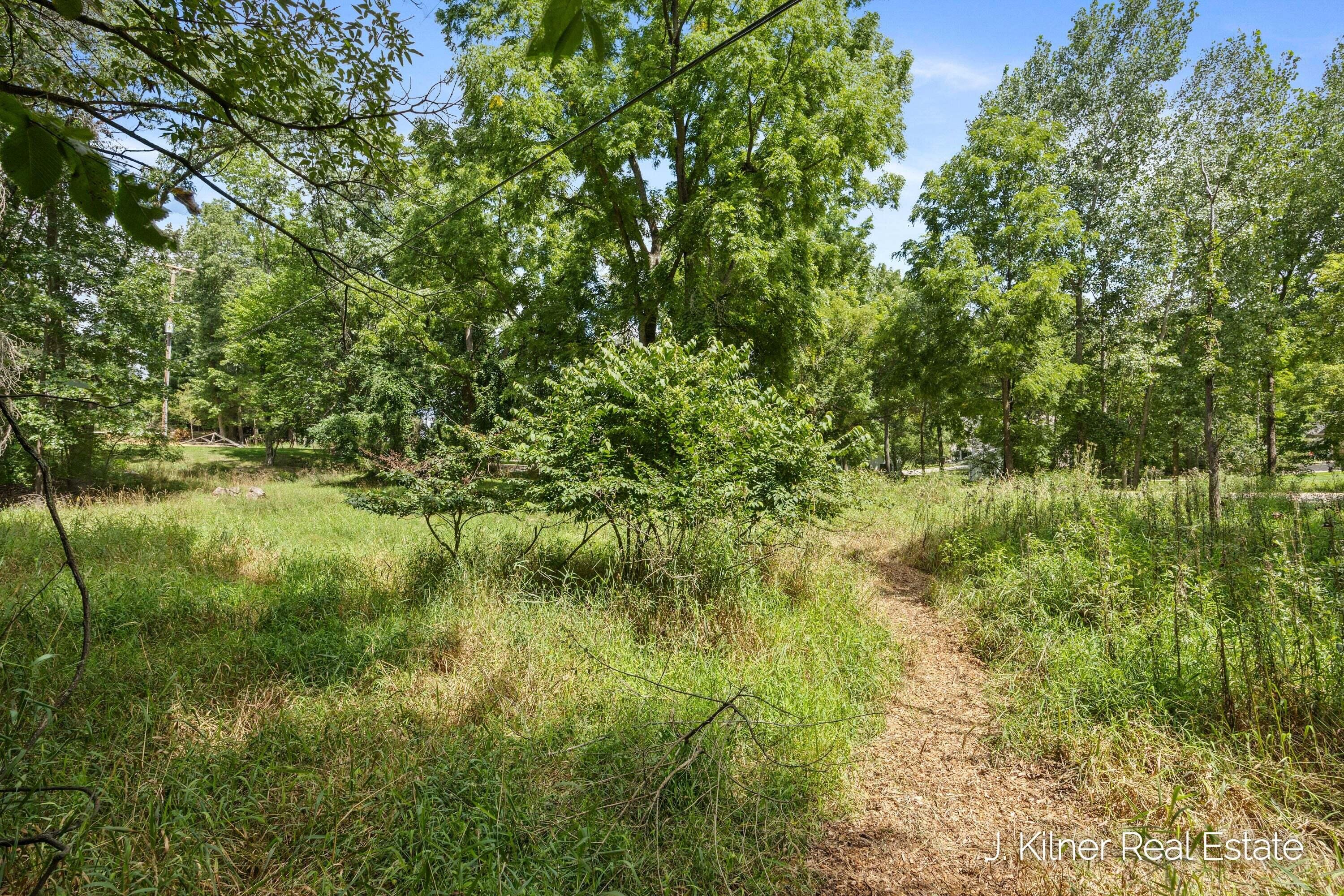 1859 Oakleigh Avenue NW Grand Rapids MI 49504