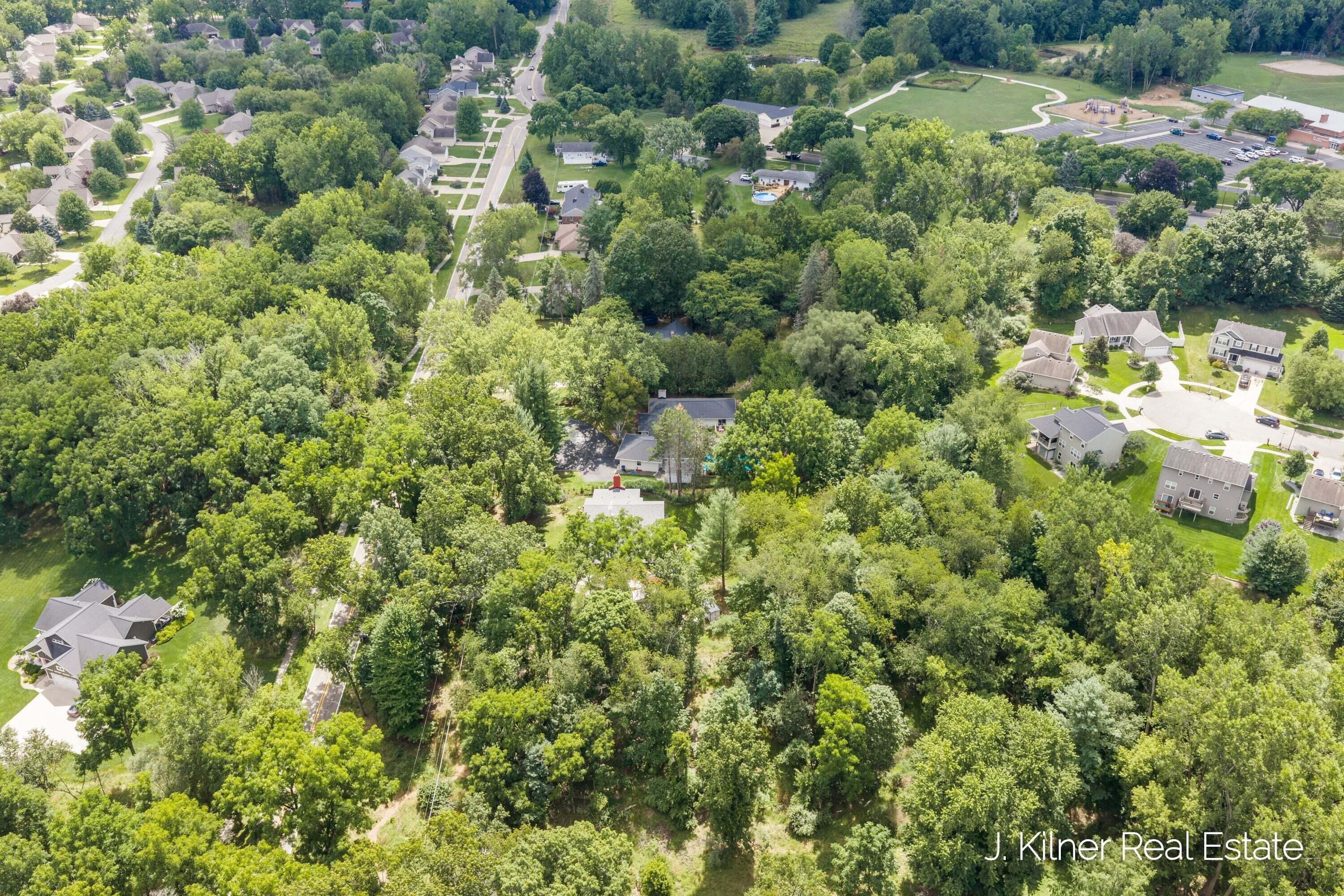 1859 Oakleigh Avenue NW Grand Rapids MI 49504