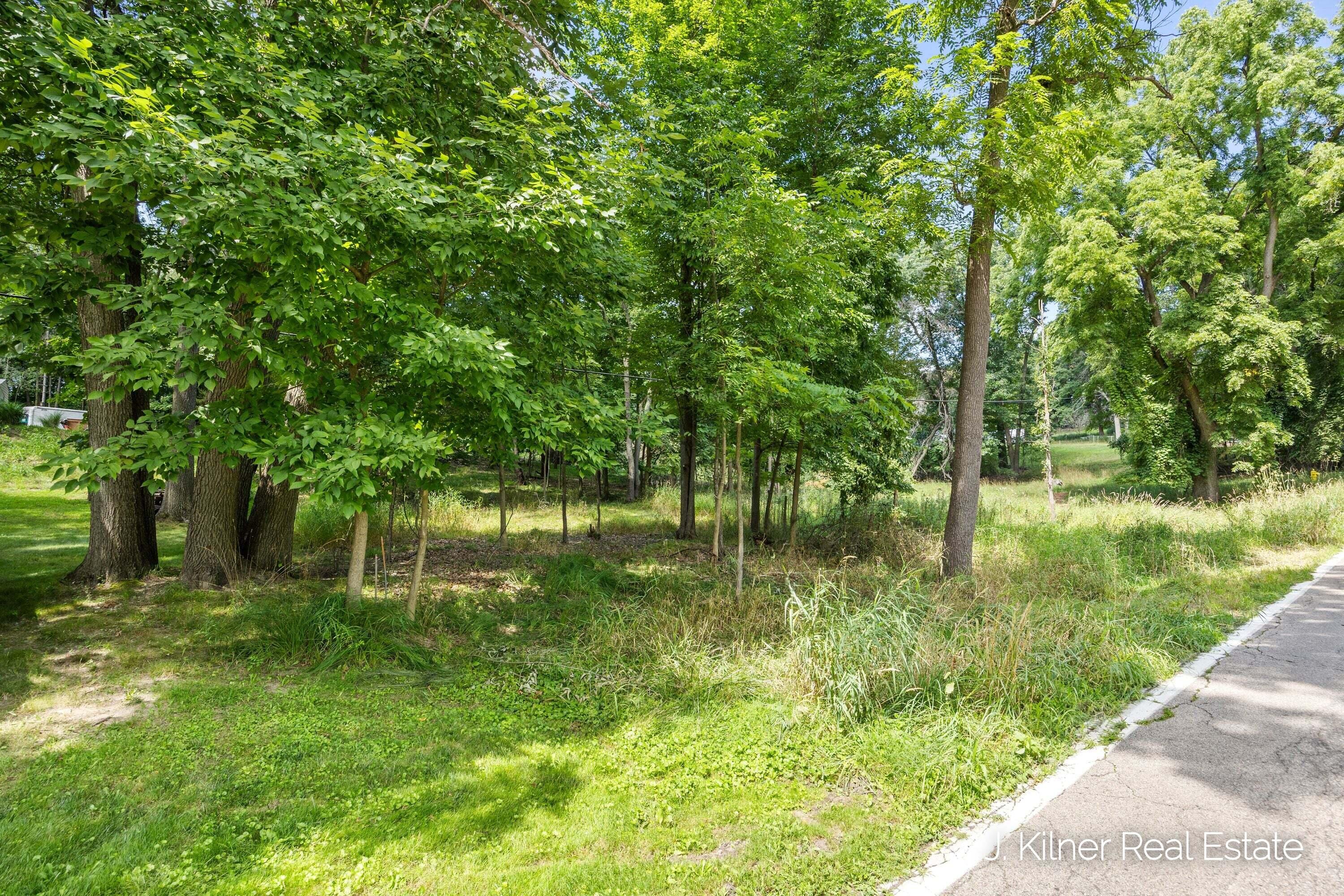 1859 Oakleigh Avenue NW Grand Rapids MI 49504