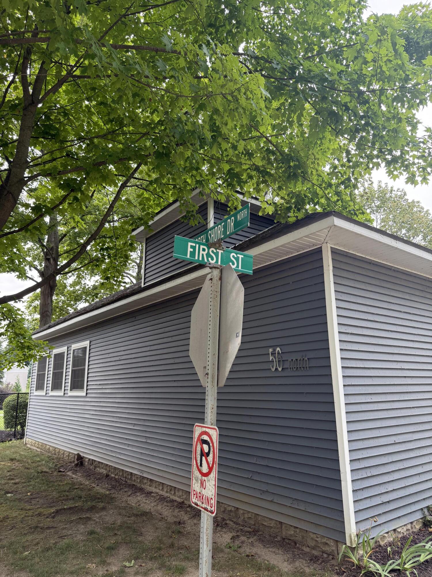 7368 Beachview Drive South Haven MI 49090