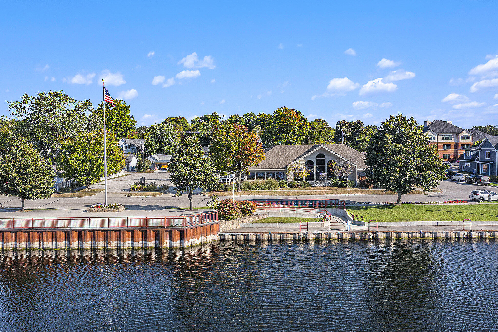502 W Loomis Street Ludington MI 49431