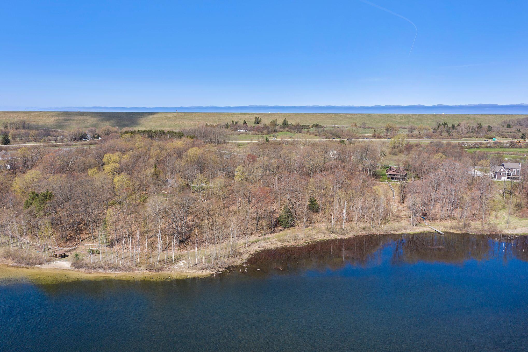5424 W Oak Point Road Ludington MI 49431